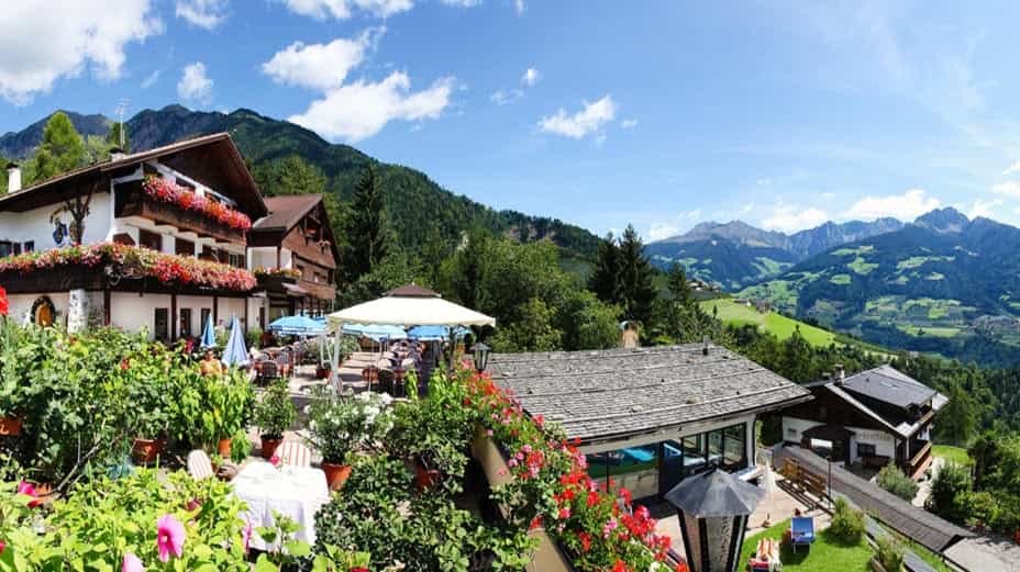 Immagine di copertina del ristorante Tiroler Kreuz Restaurant Hotel Dorf Tirol