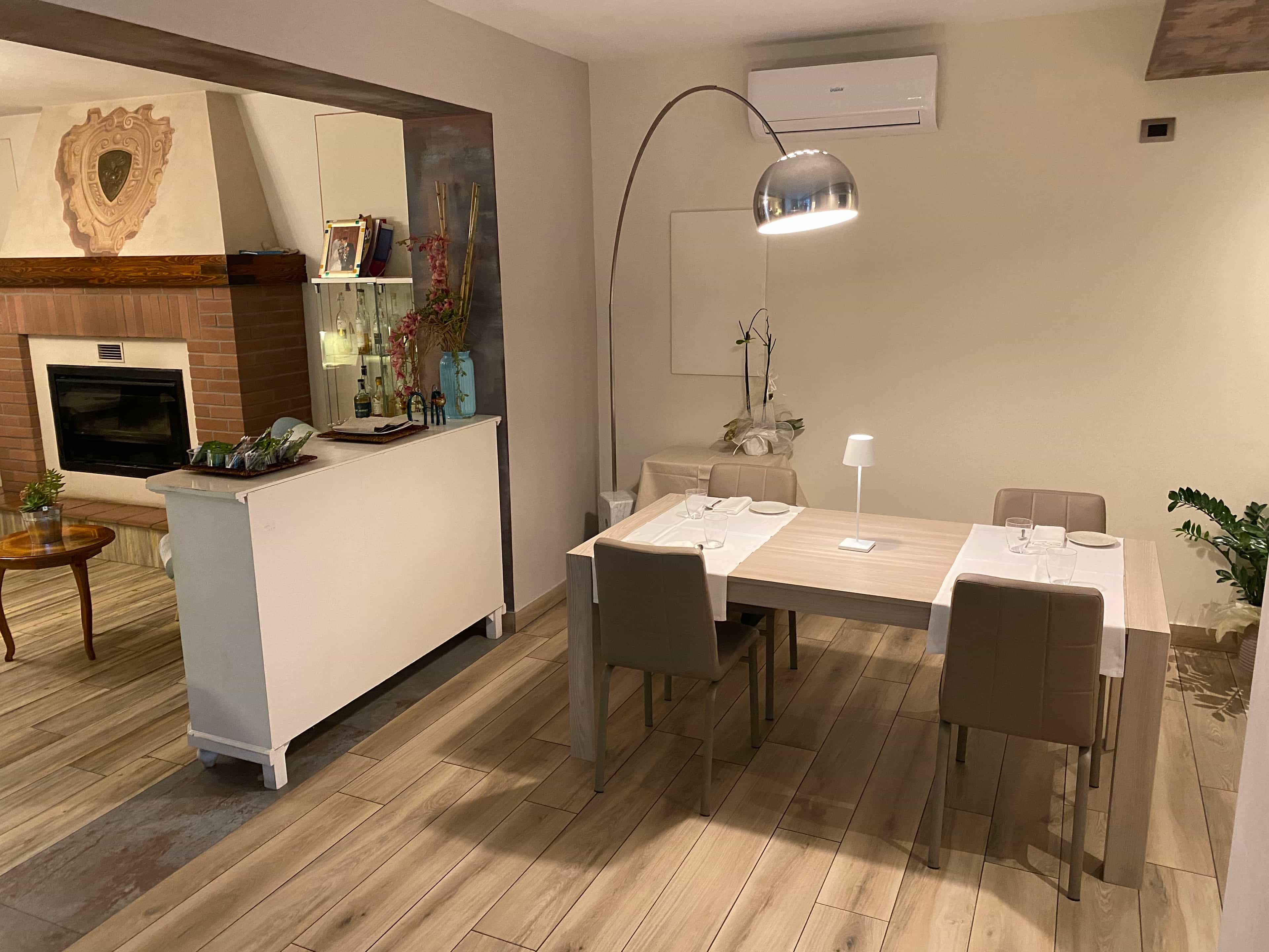 Immagine di copertina del ristorante Ristorante Fiamma Cremisi