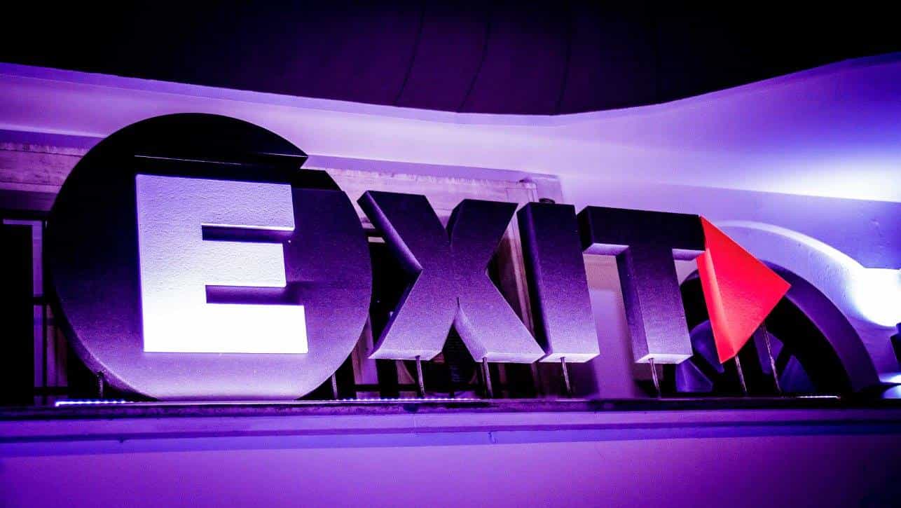 Immagine di copertina del ristorante EXIT LOUNGE BAR