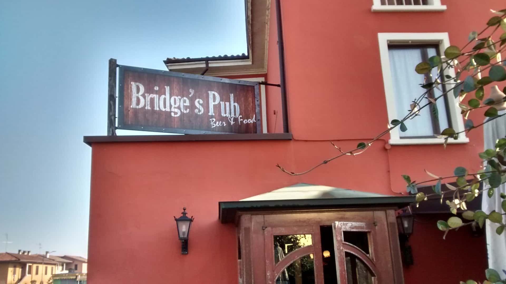 Bridge Pub &amp; restaurant - Ristorante a Manerbio