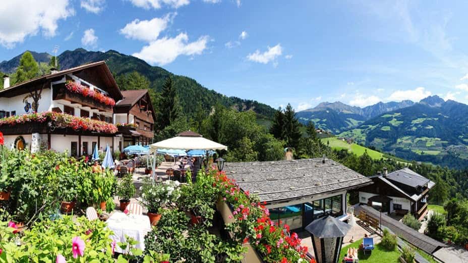 Tiroler Kreuz Restaurant Hotel Dorf Tirol - Ristorante a Tirolo