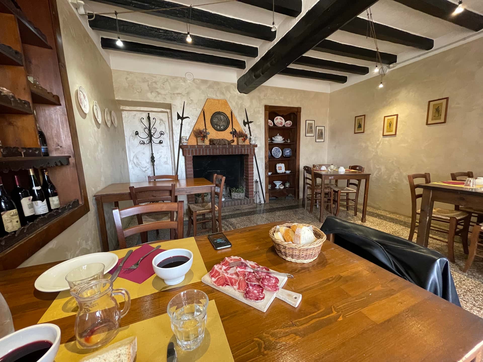 Antica Osteria Al Cavaliere Nero - Ristorante a Podenzano