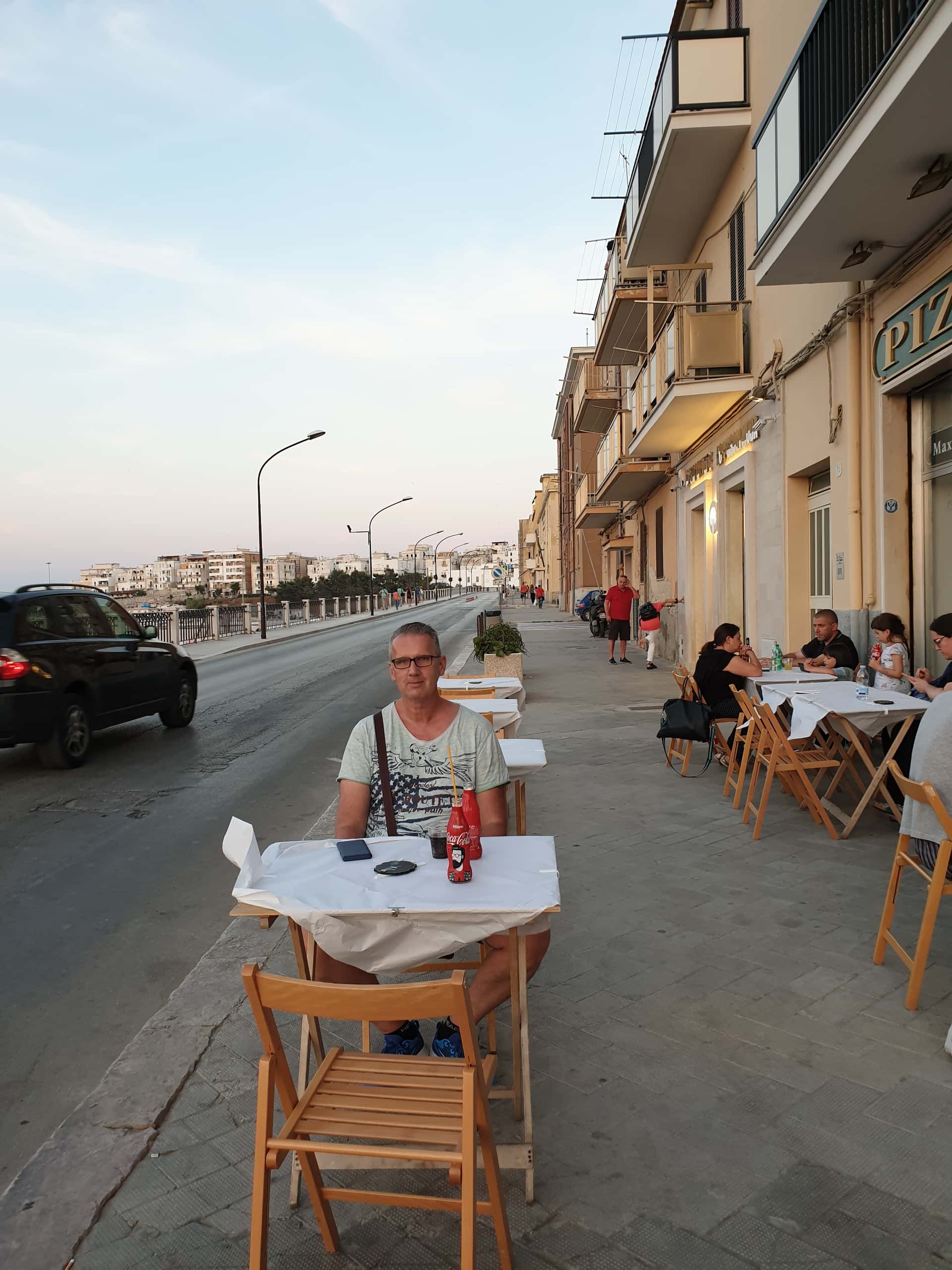 Pizzeria Da Enzo con Forno a Legna - Ristorante a Vieste