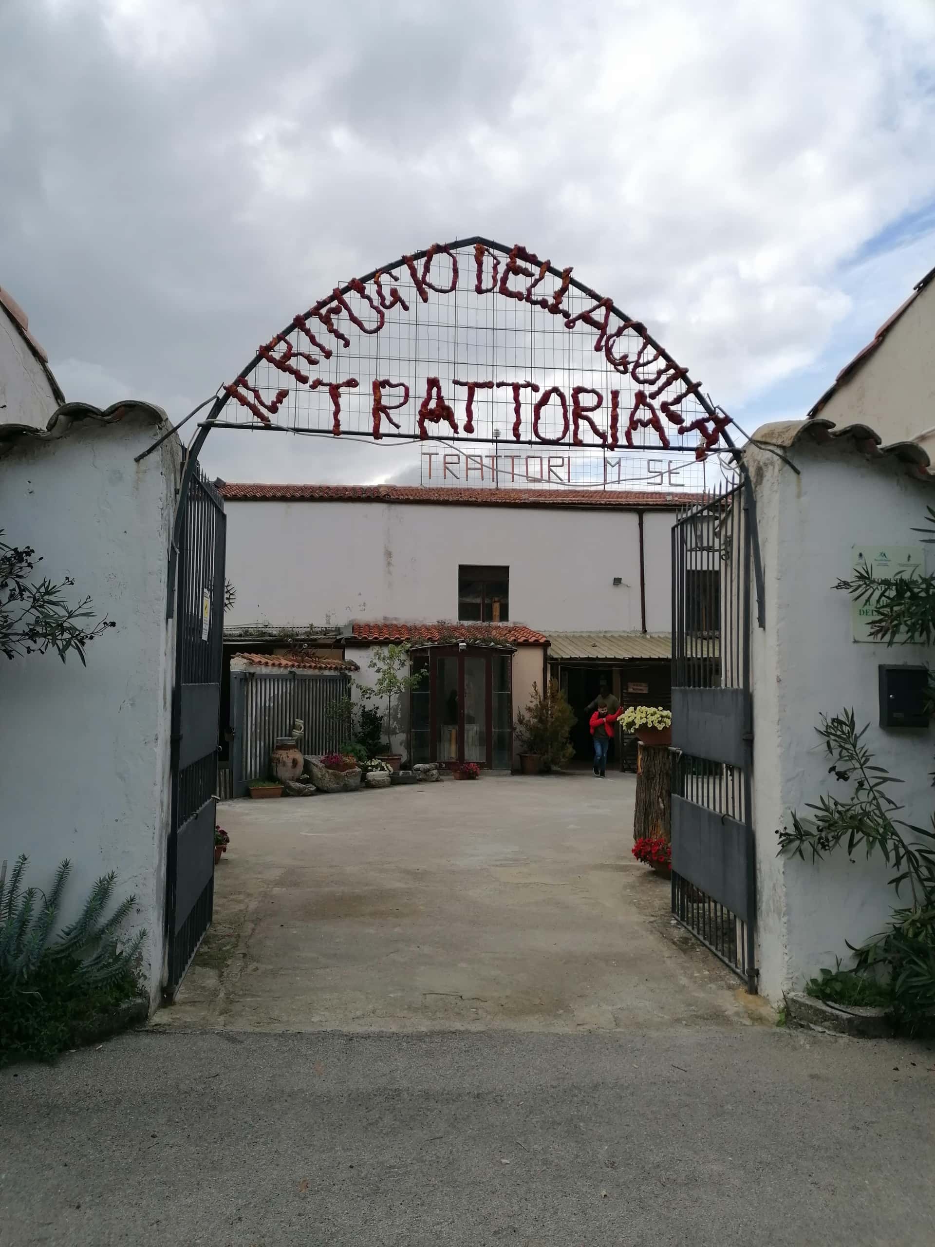 rifugio dell'aquila trattoria pizzeria - Ristorante a Geraci Siculo