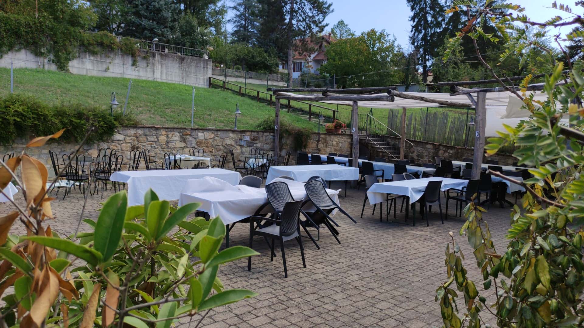 La Vecchia Caserma S. A. S. di Mazzoli Marzia C. - Ristorante a Pellegrino Parmense