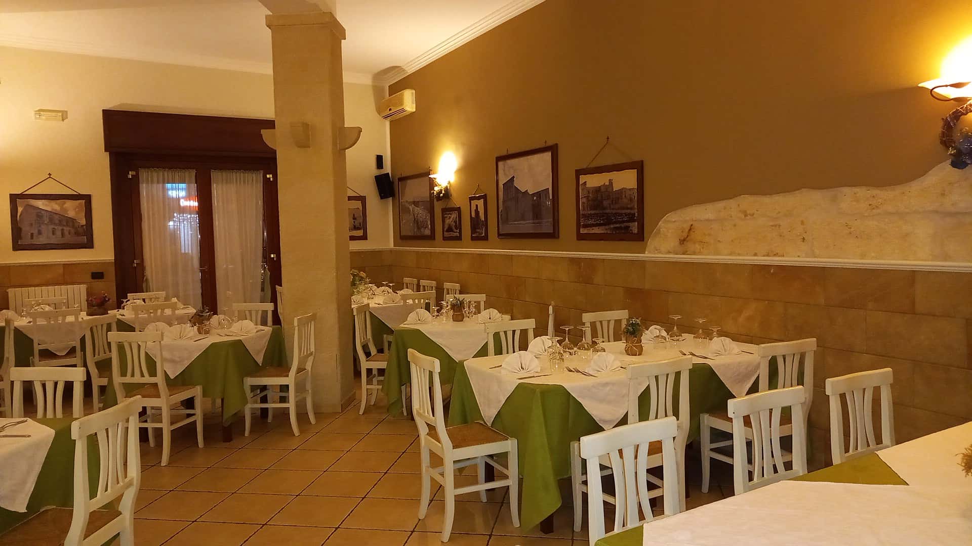 Ristorante Pizzeria Con Alloggi L'Antico Borgo - Ristorante a Muro Leccese