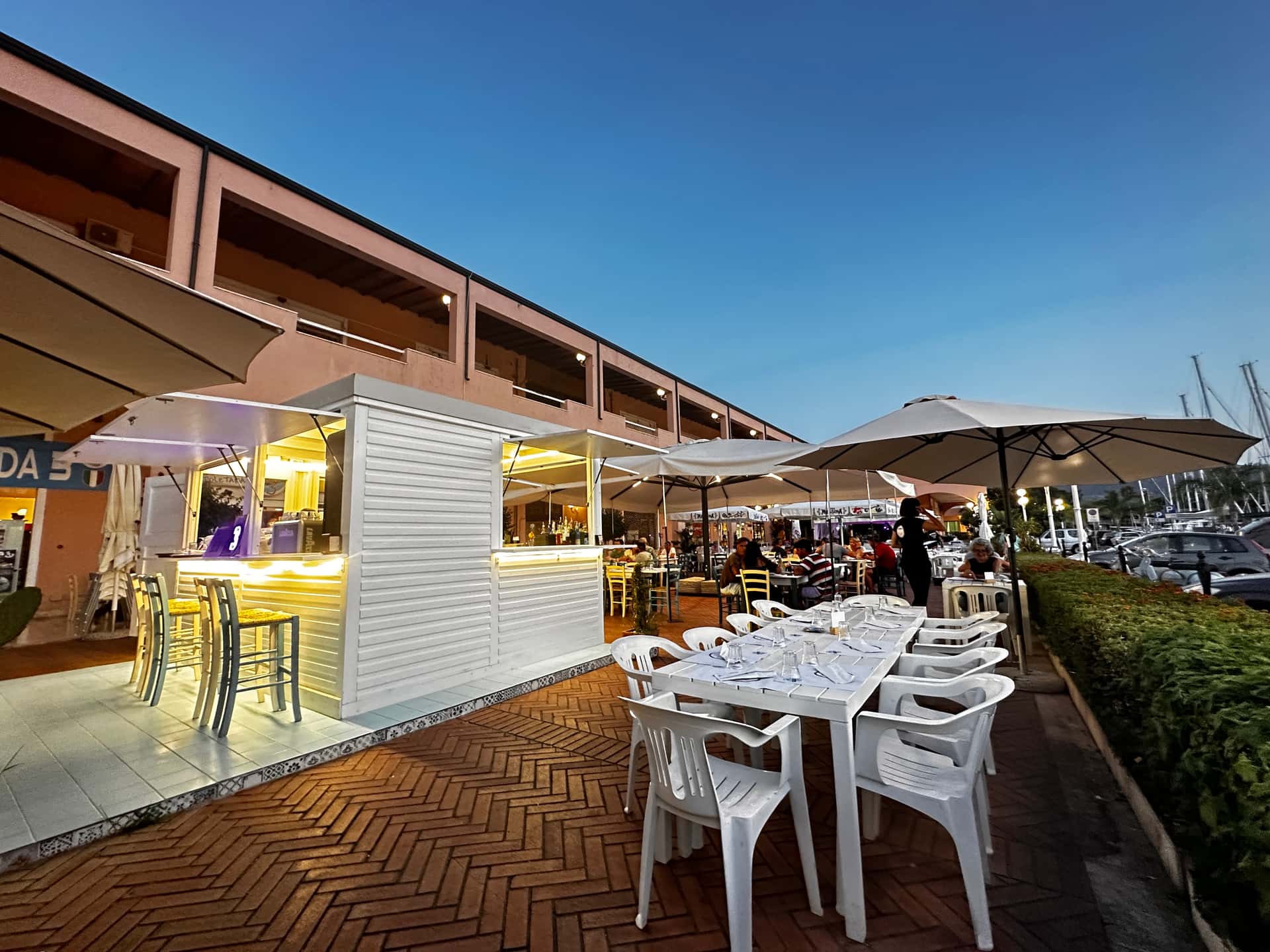 RICOMINCIO DA 3 - Ristorante a Furnari