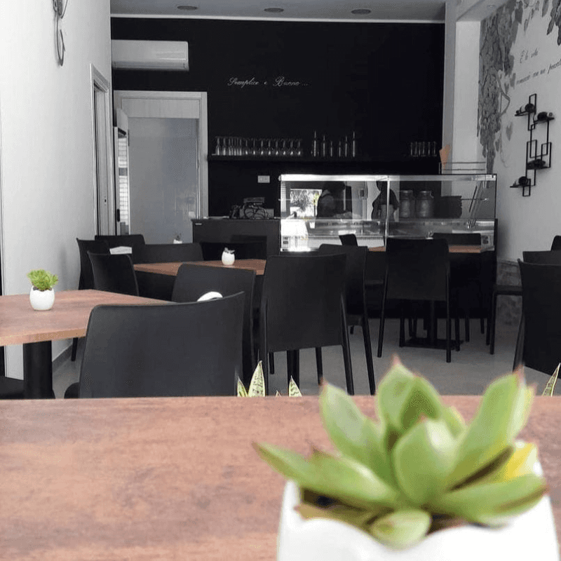 Semplice e Buono Friggitoria Gastronomia - Ristorante a Linguaglossa