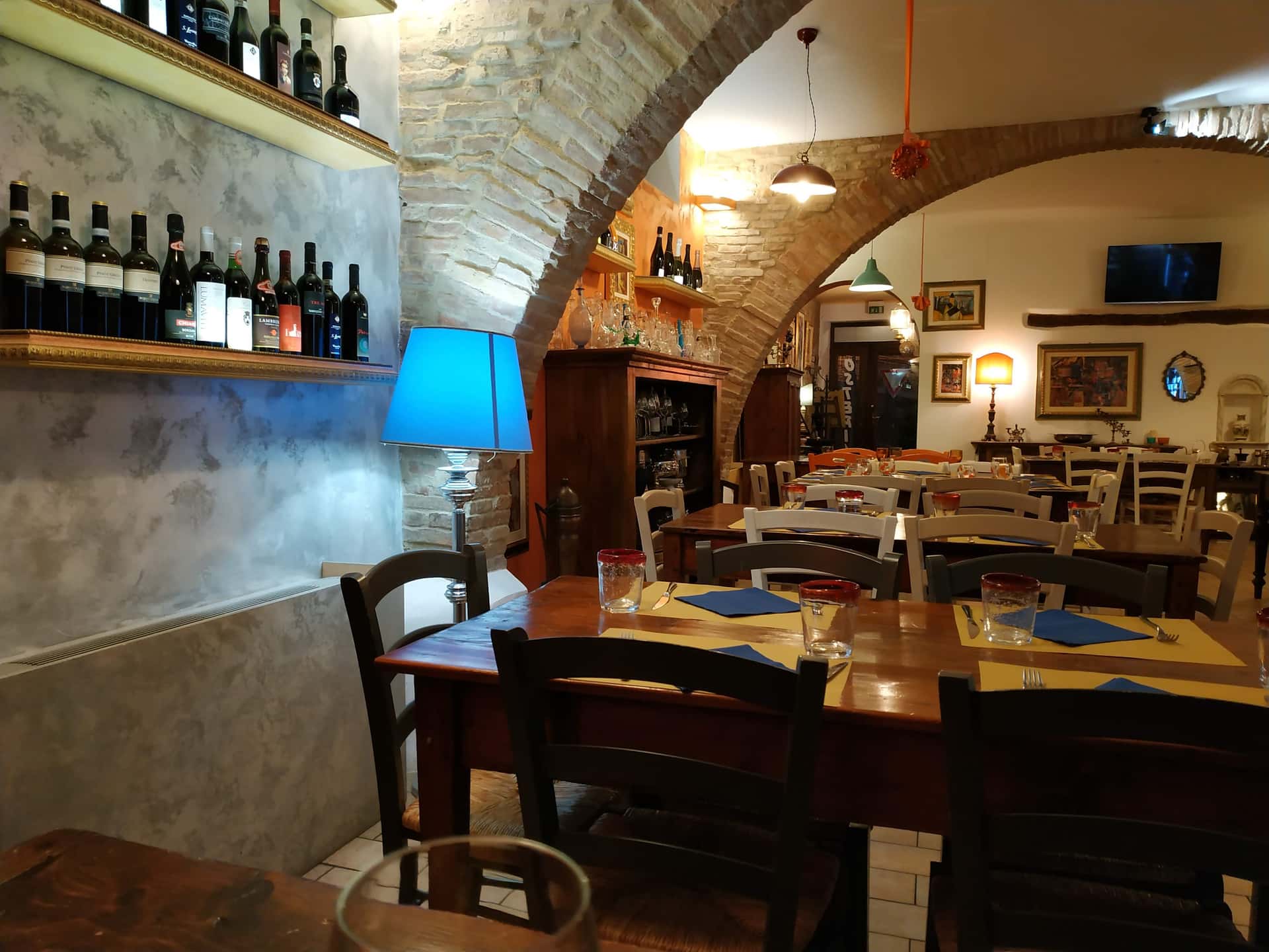 Pezzi e Bocconi - Ristorante a Cerreto d'Esi