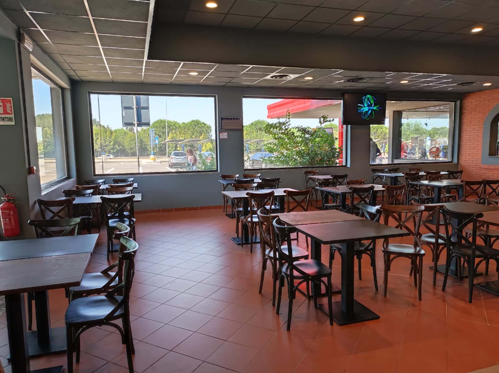 Autogrill Prenestina Est - Ristorante a Gallicano Nel Lazio