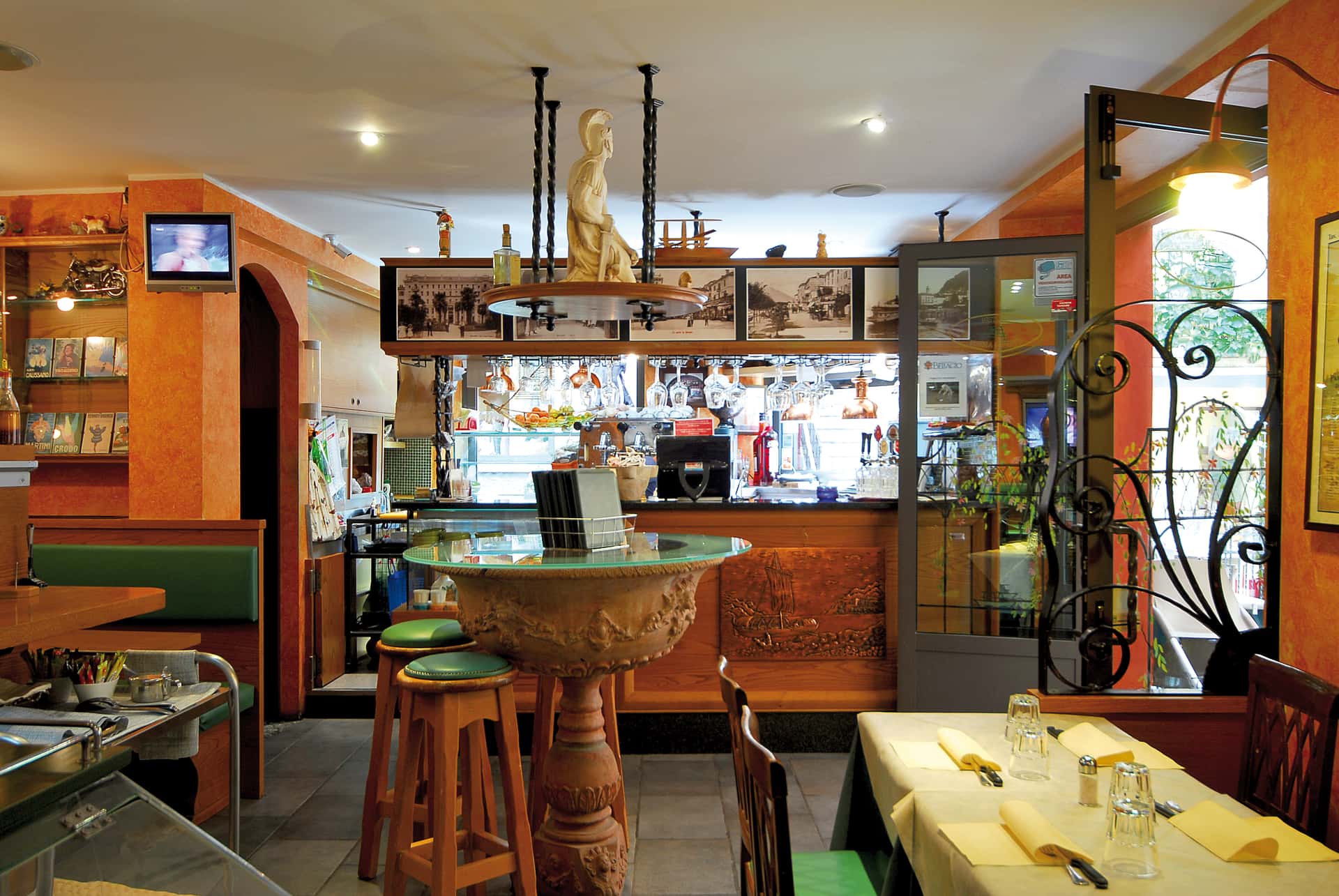 RISTORO FORMA E GUSTO Pizzeria-Ristorante - Ristorante a Bellagio