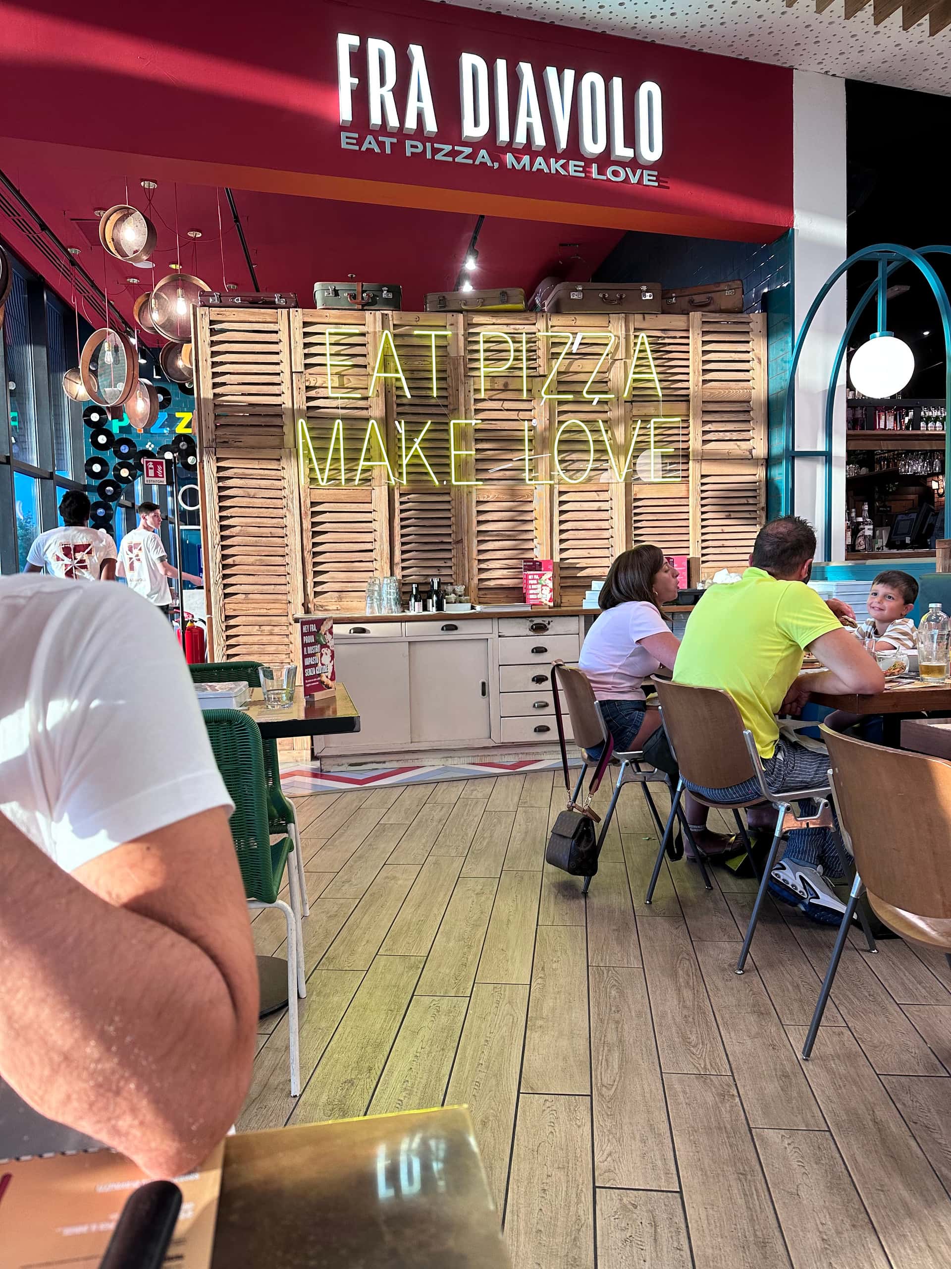 Fradiavolo Pizzeria - Elnòs Shopping Brescia - Ristorante a Roncadelle