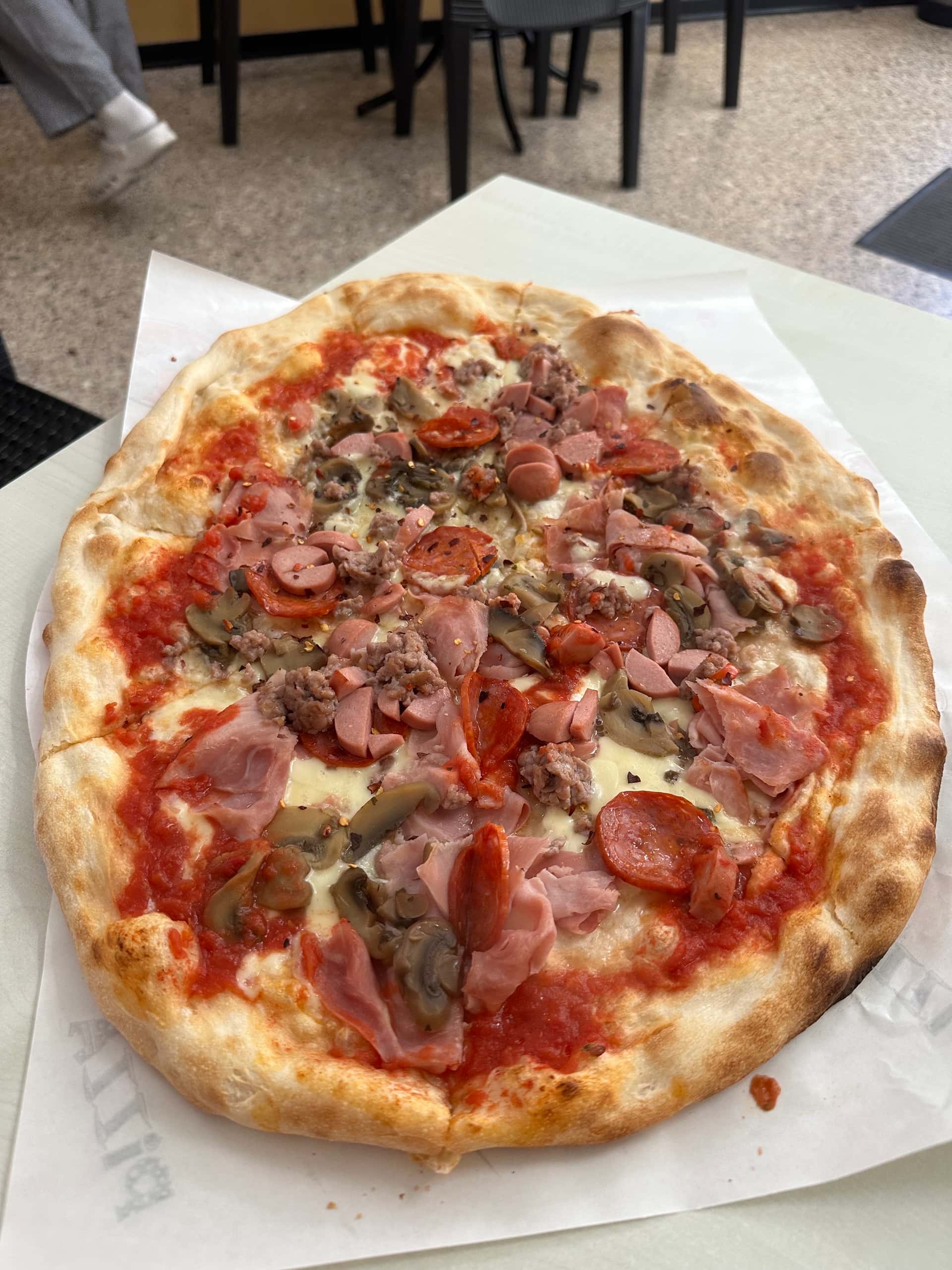 Pizzeria Da Asporto La Rocca - Ristorante a Novellara