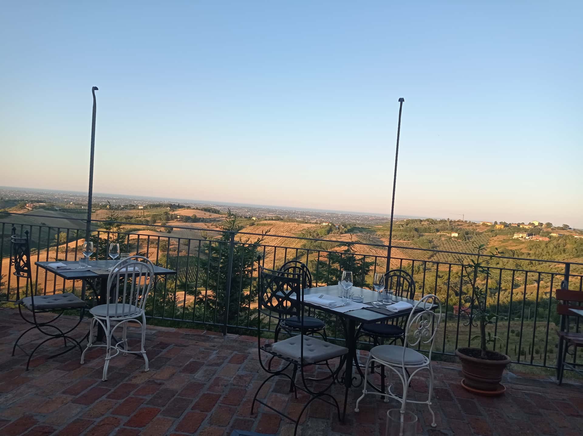 Il Castellaro - Borghi - Ristorante a Castellaro