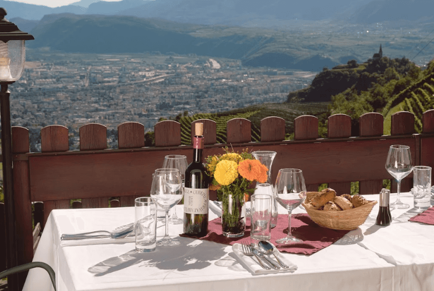 Gasthaus Schloss Rafenstein - Ristorante a Bolzano