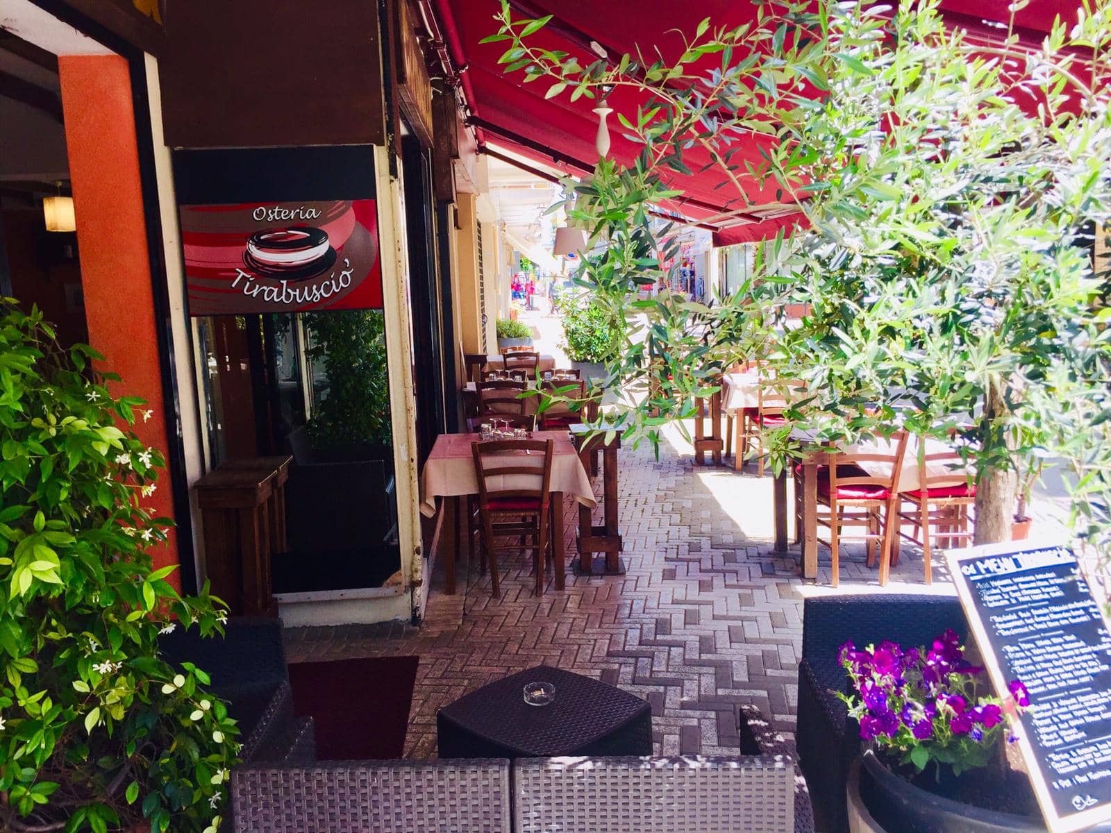 Immagine di copertina del ristorante Osteria Tirabusciò