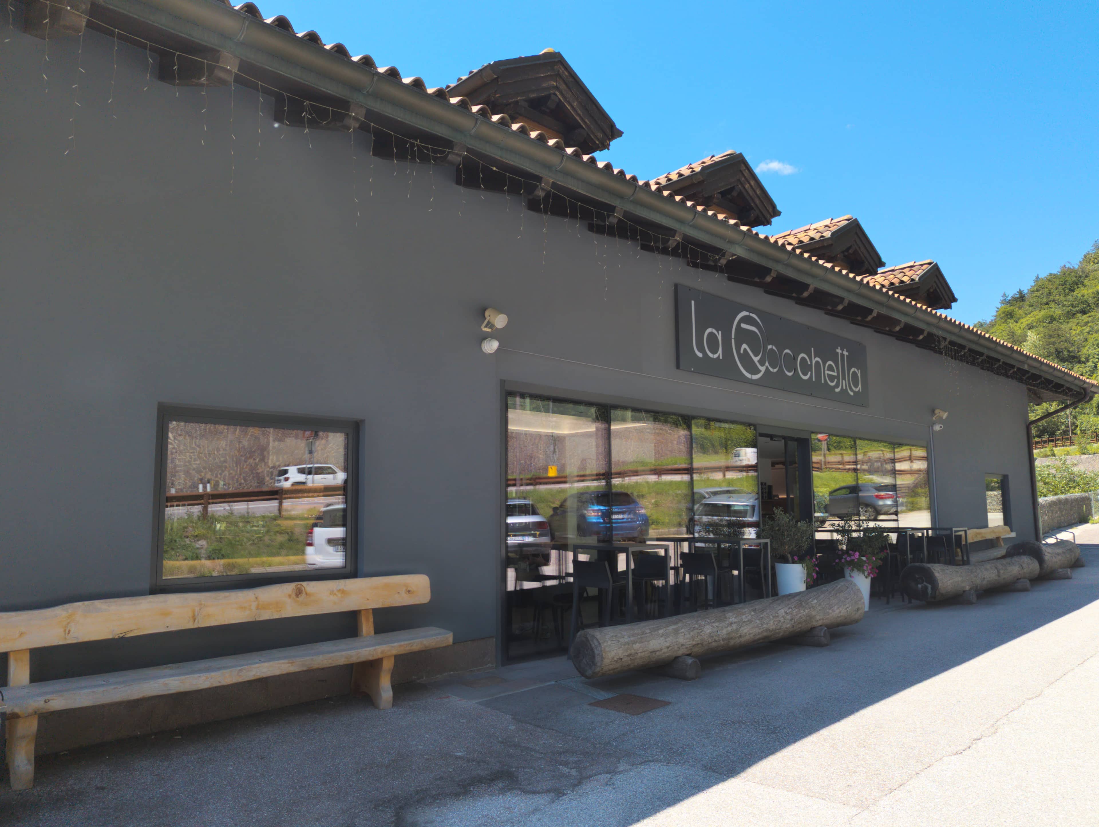 Immagine di copertina del ristorante Bar Ristorante La Rocchetta