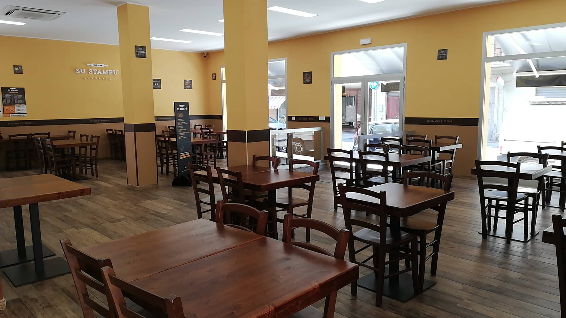 Immagine di copertina del ristorante Su Stampu Pizzeria Iglesias