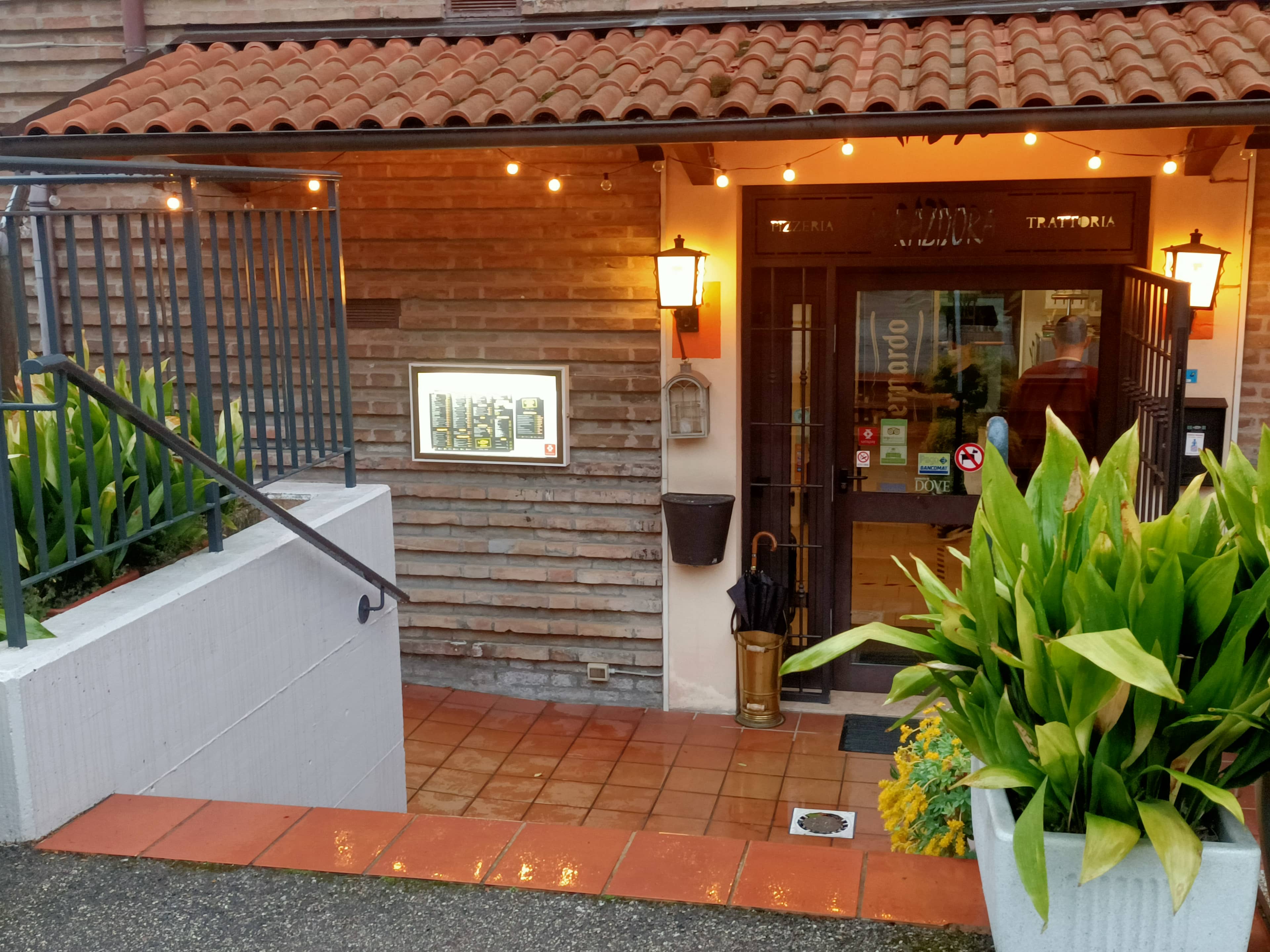 Immagine di copertina del ristorante La Razdora