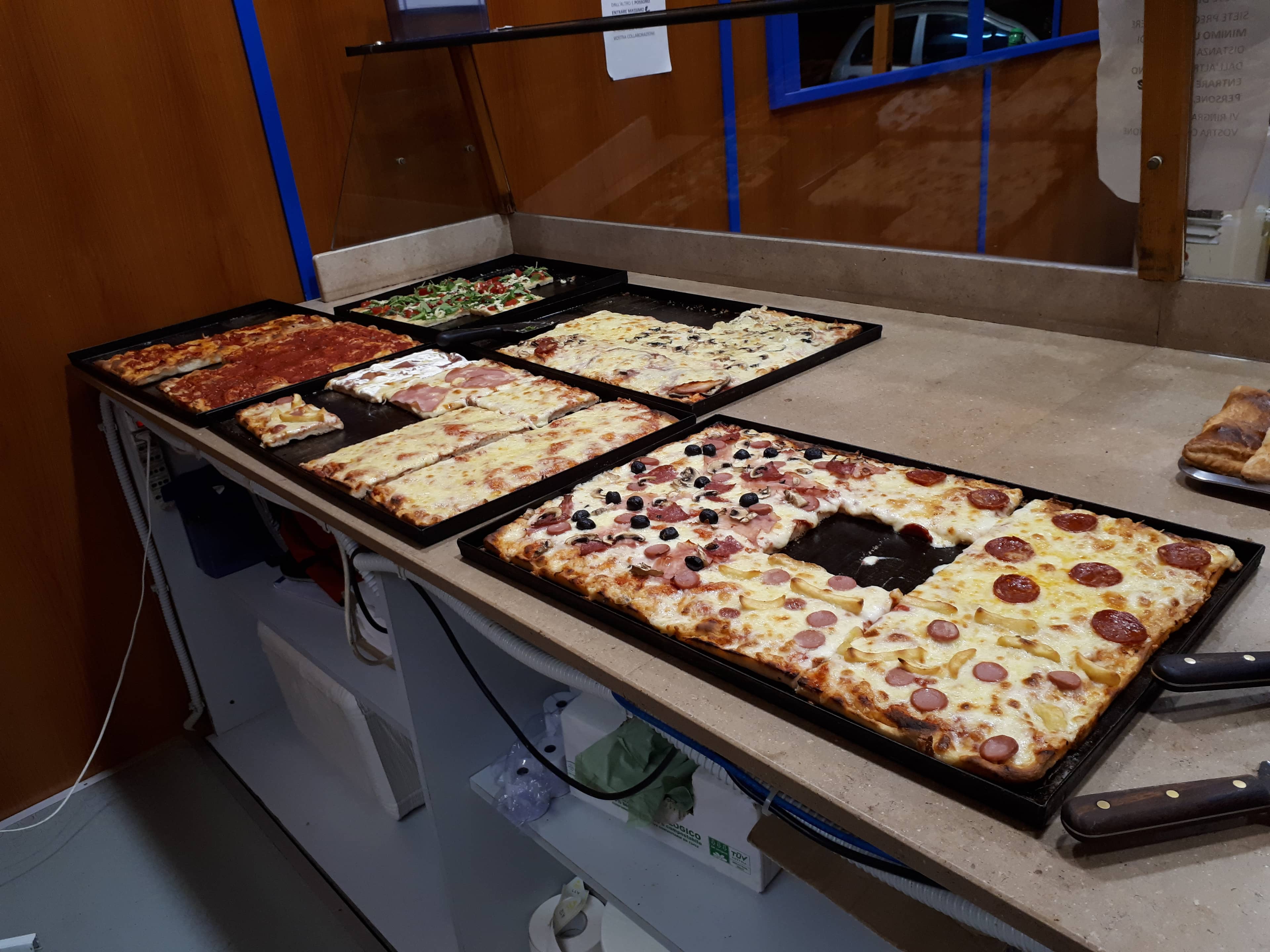 Immagine di copertina del ristorante Pizzeria Pino Mia di Demeo Giuseppe