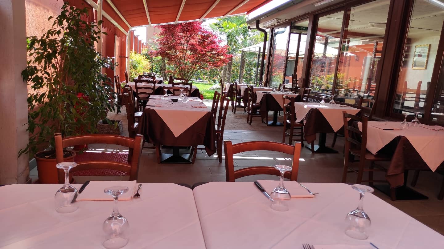 Immagine di copertina del ristorante Ristorante Pizzeria Nuova Giada Verde
