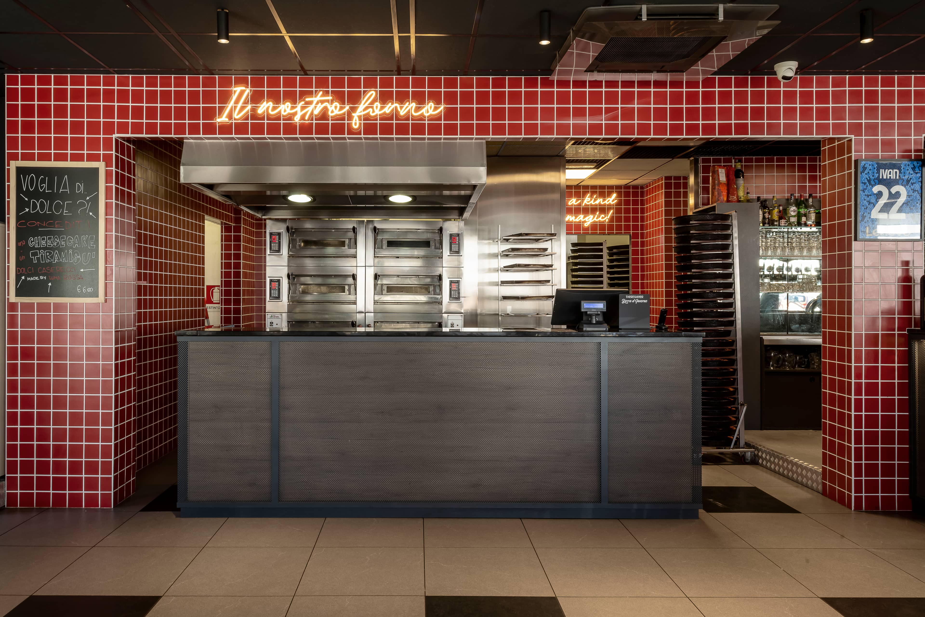 Immagine di copertina del ristorante Pizzeria Luna Rossa - Cormano