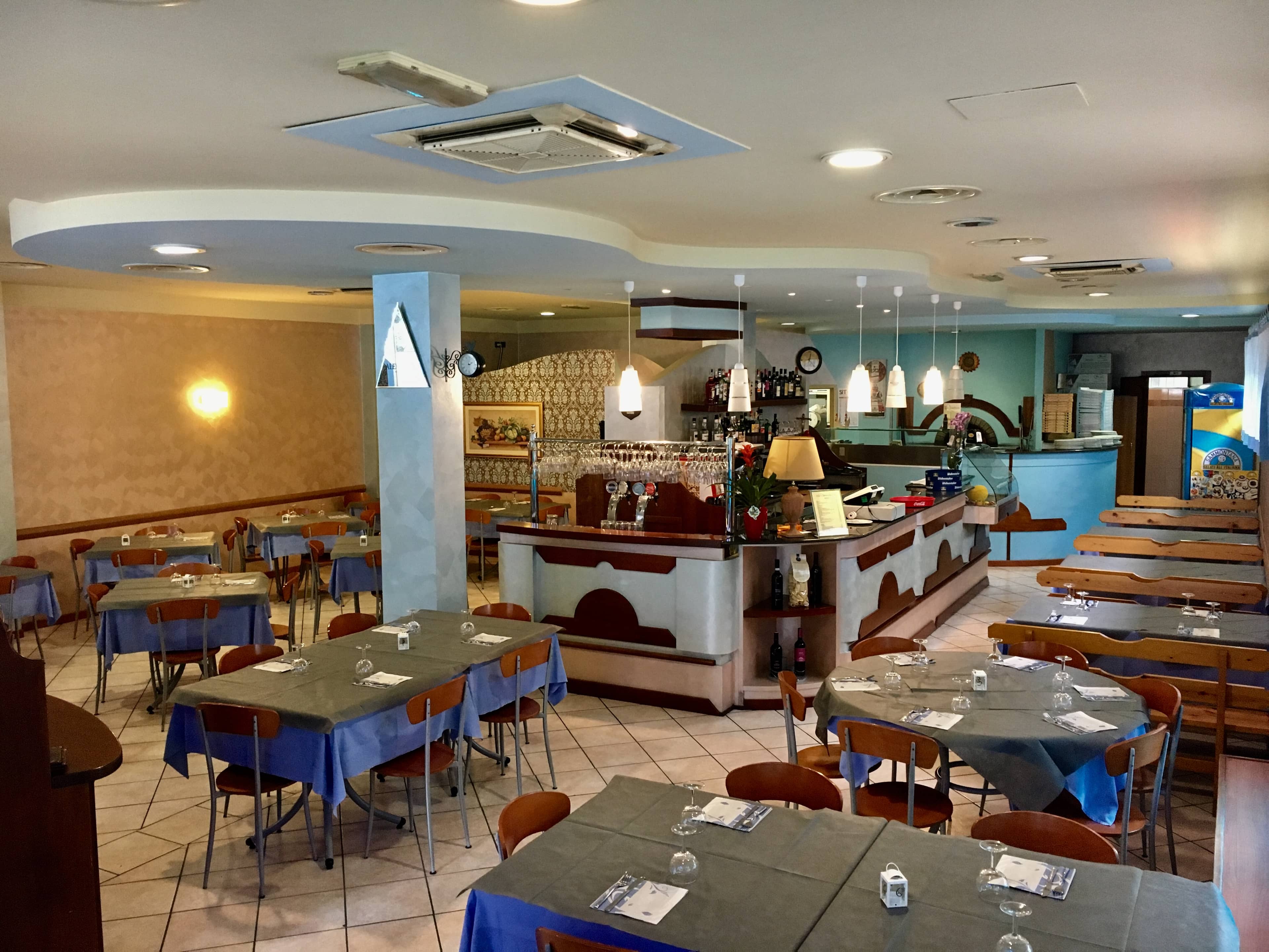 Immagine di copertina del ristorante Il Portico Di Longobardi Antonio