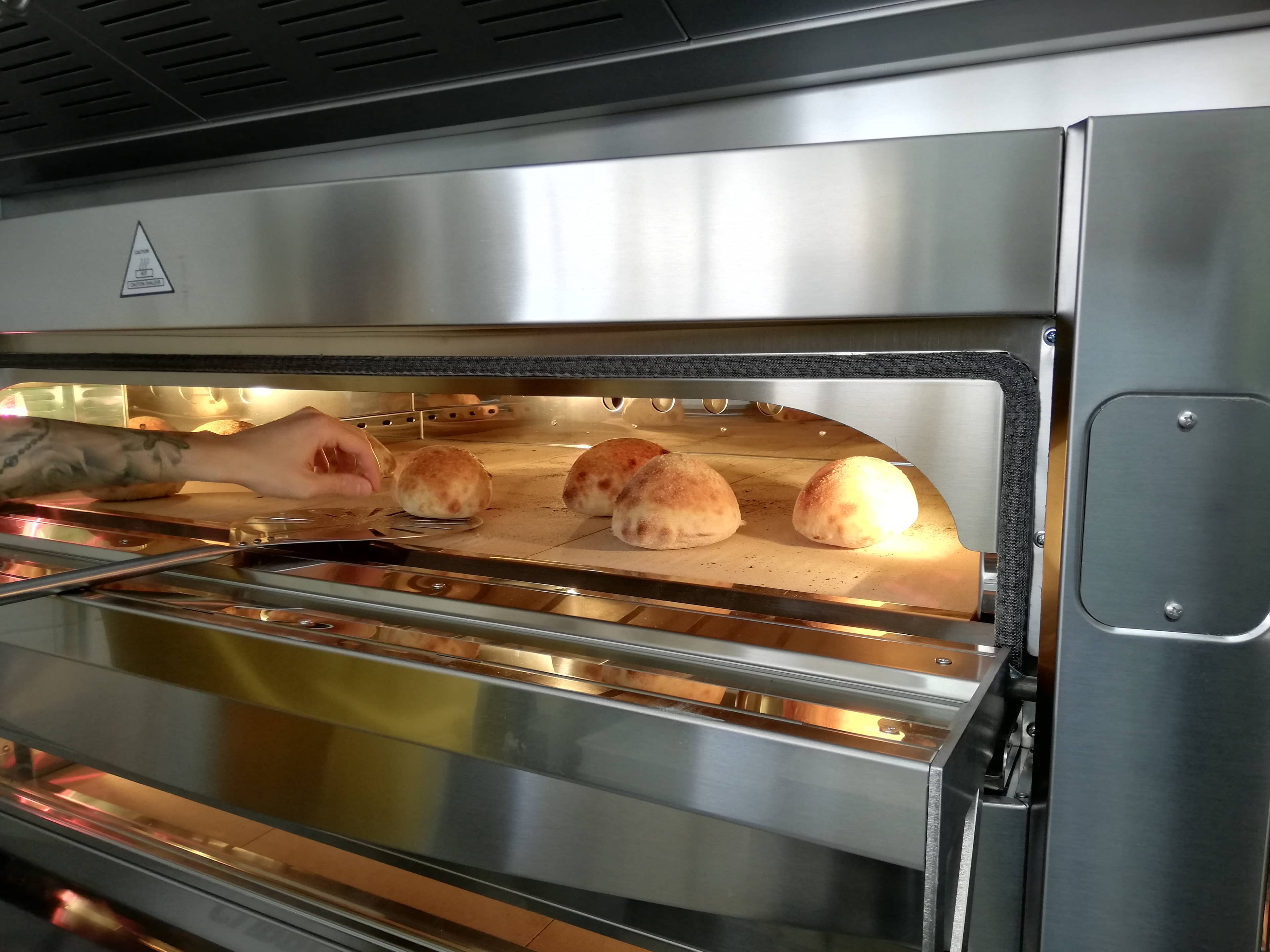 Immagine di copertina del ristorante Chiosco Malù Pinsa Romana, Braceria, Hamburgeria