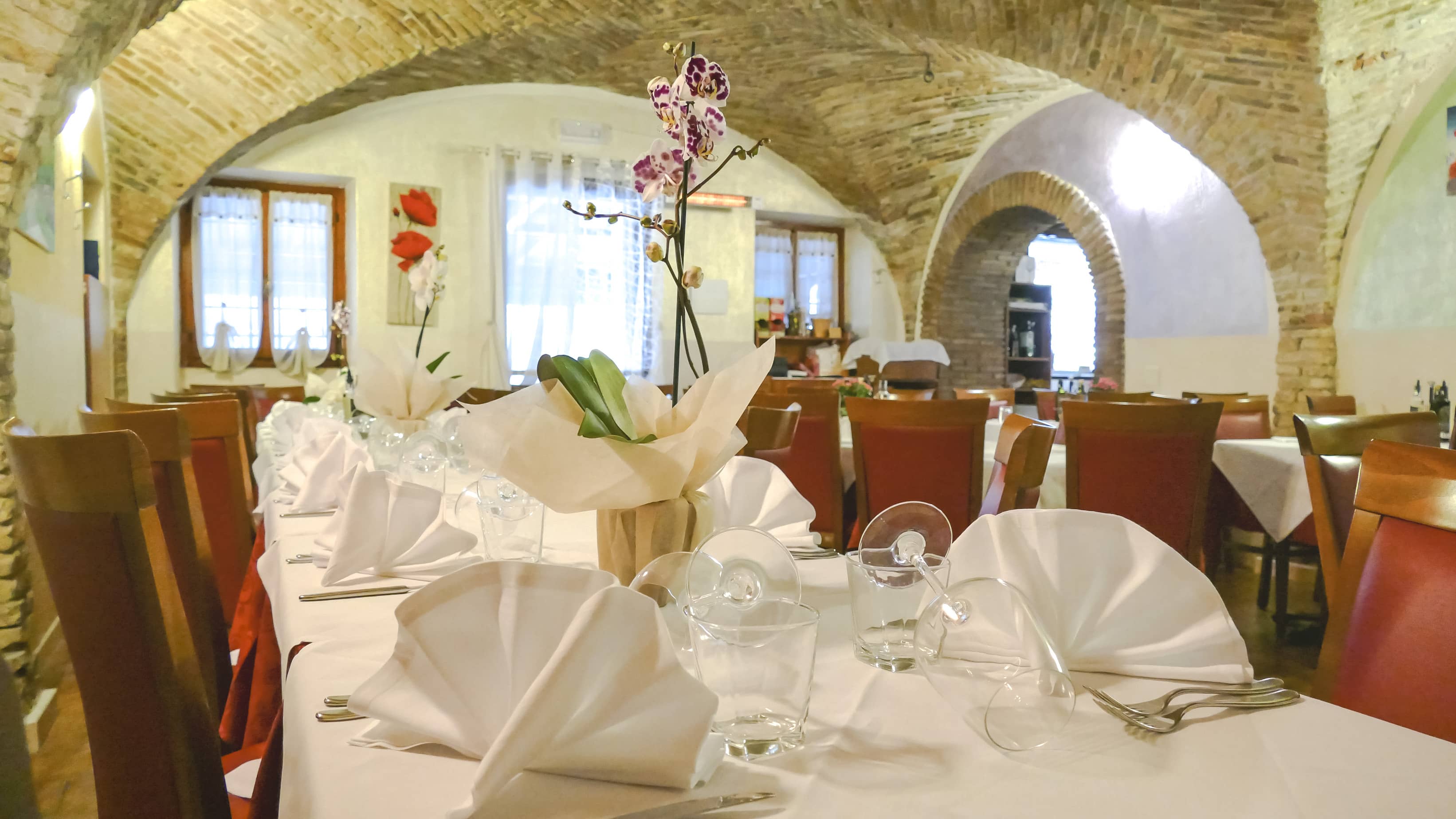 Immagine di copertina del ristorante Bar Ristorante Pizzeria Centrale di Genuario Vincenzo