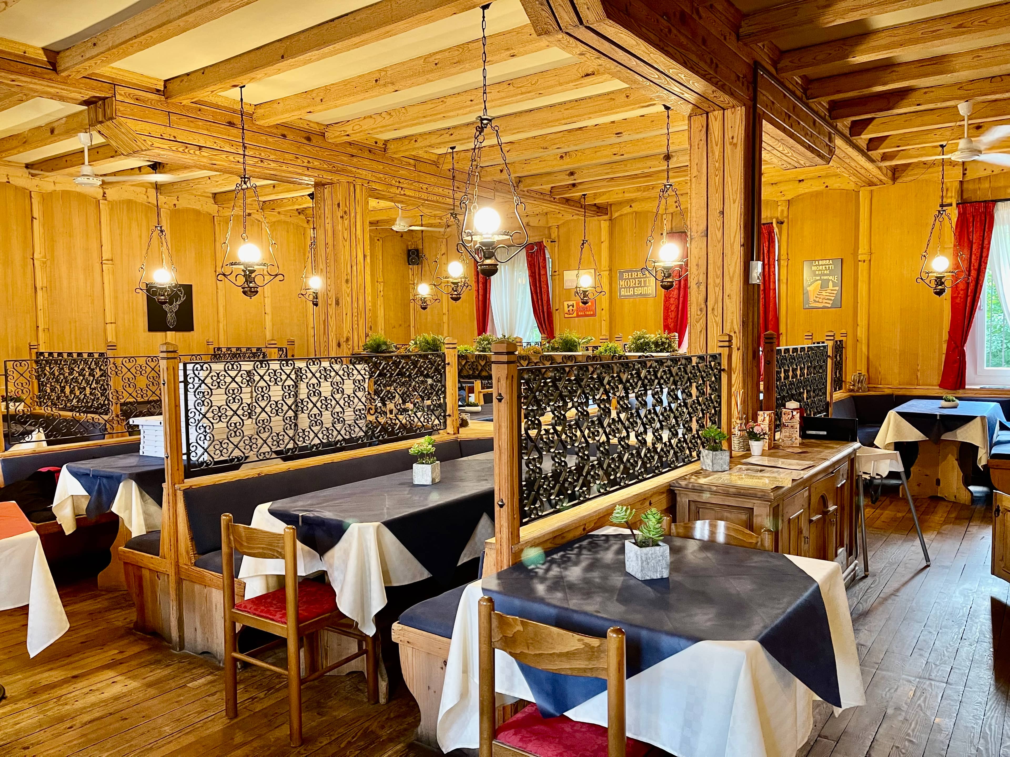 Immagine di copertina del ristorante Pizzeria Monaco