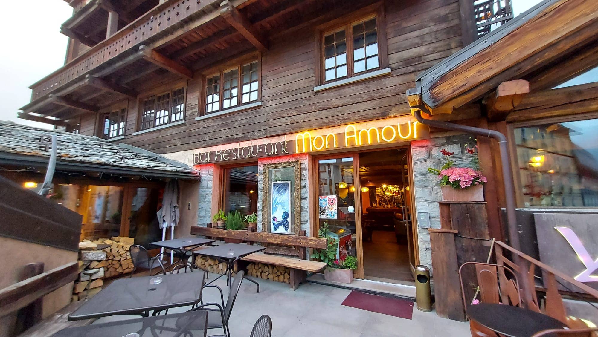 Immagine di copertina del ristorante Mon Amour