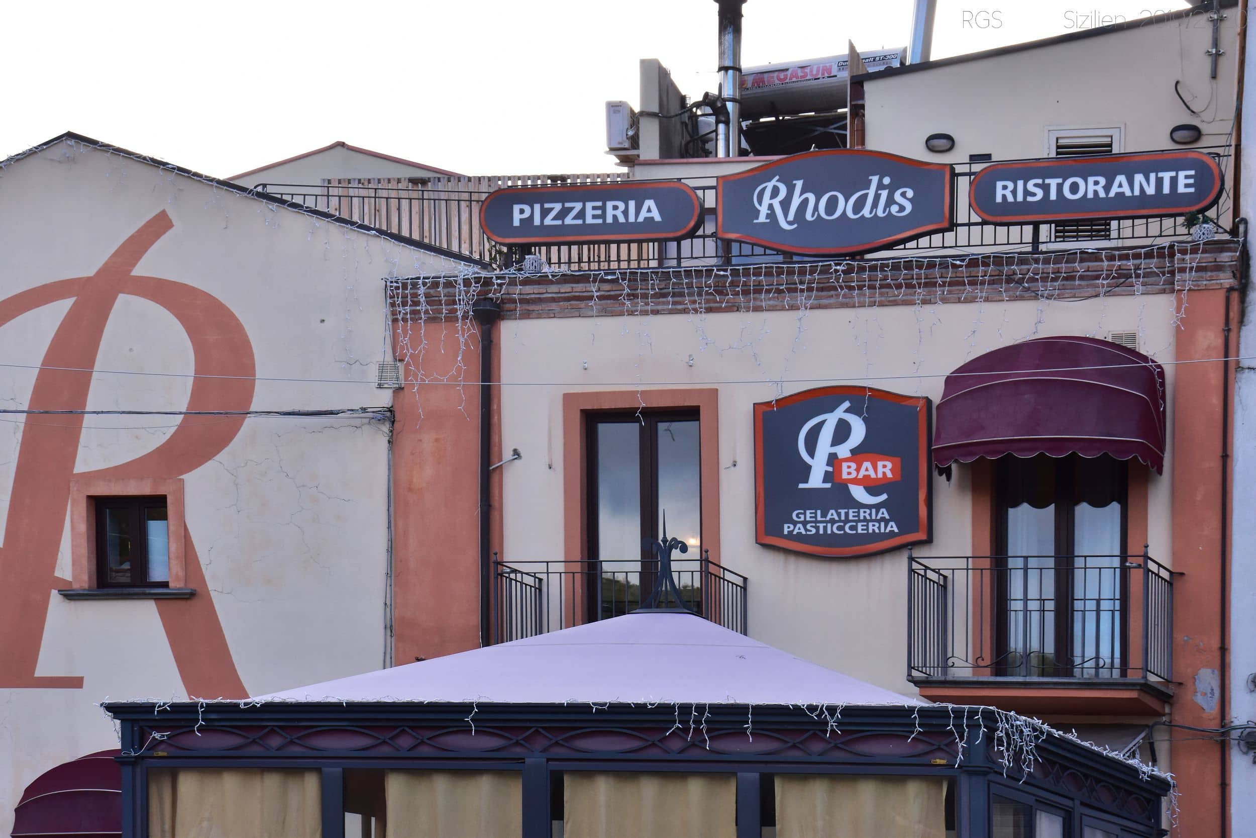 Immagine di copertina del ristorante Ritrovo Rhodis
