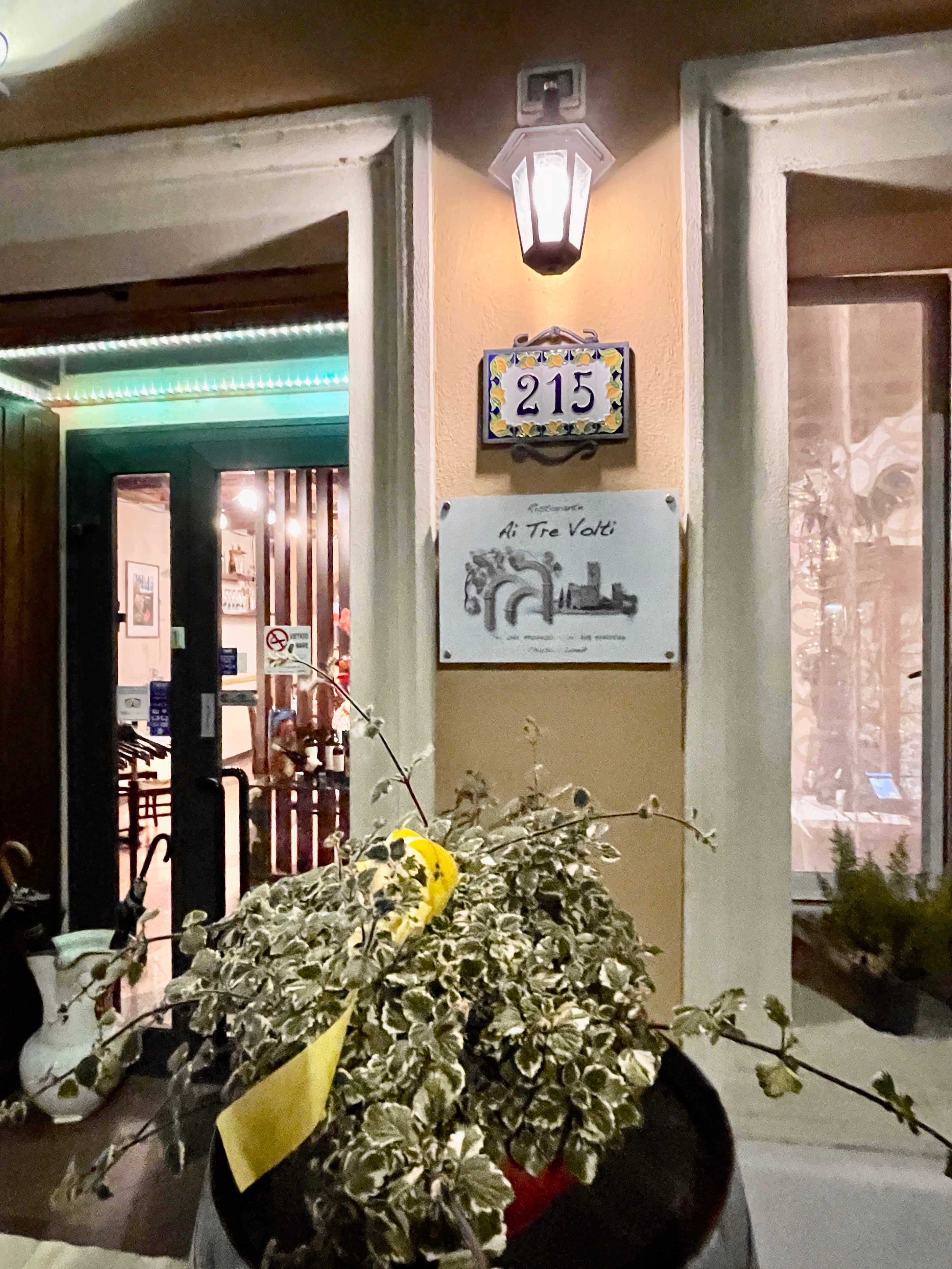 Immagine di copertina del ristorante Ai Tre Volti