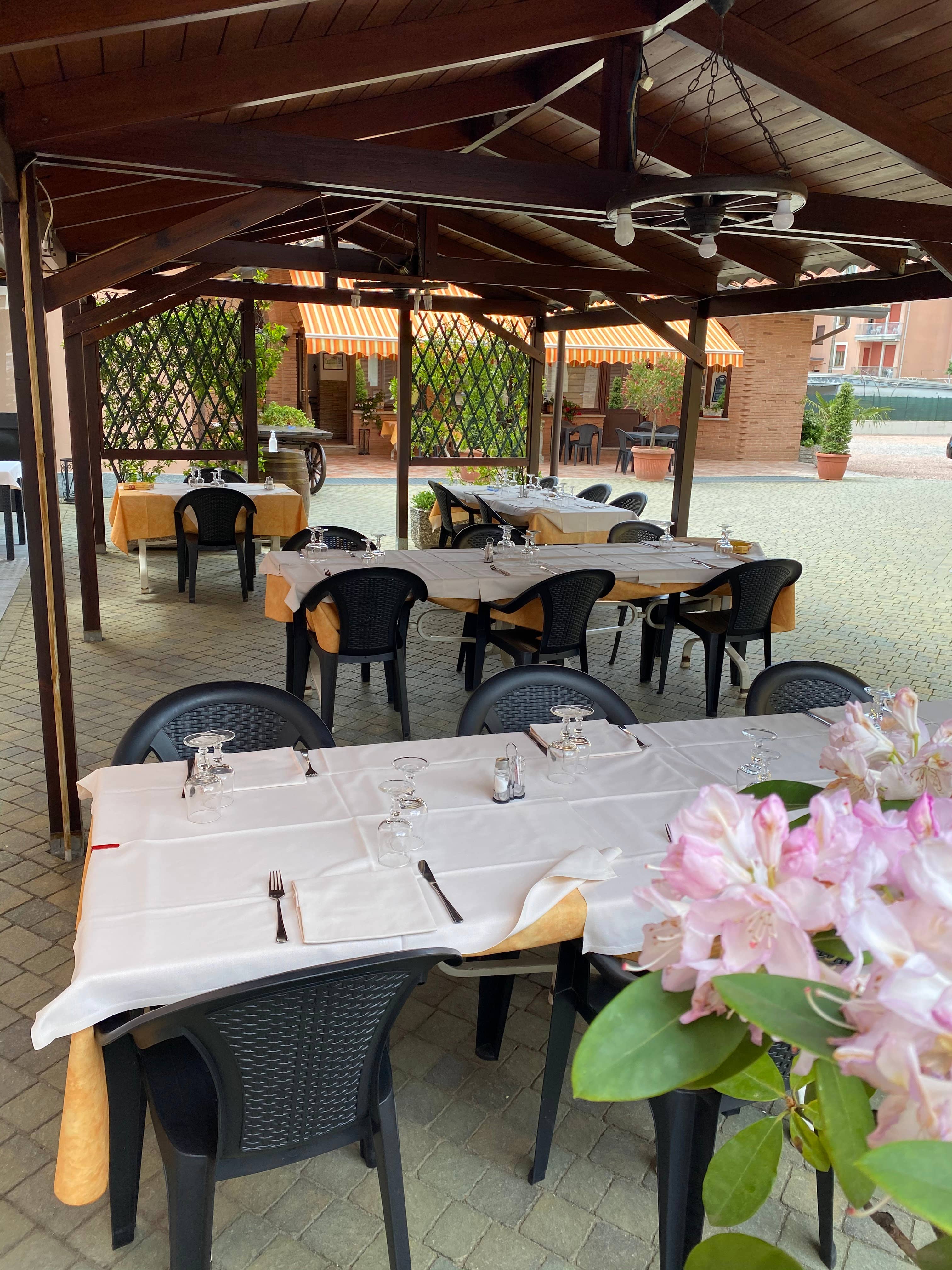 Immagine di copertina del ristorante La Campagnola Trattoria-Pizzeria