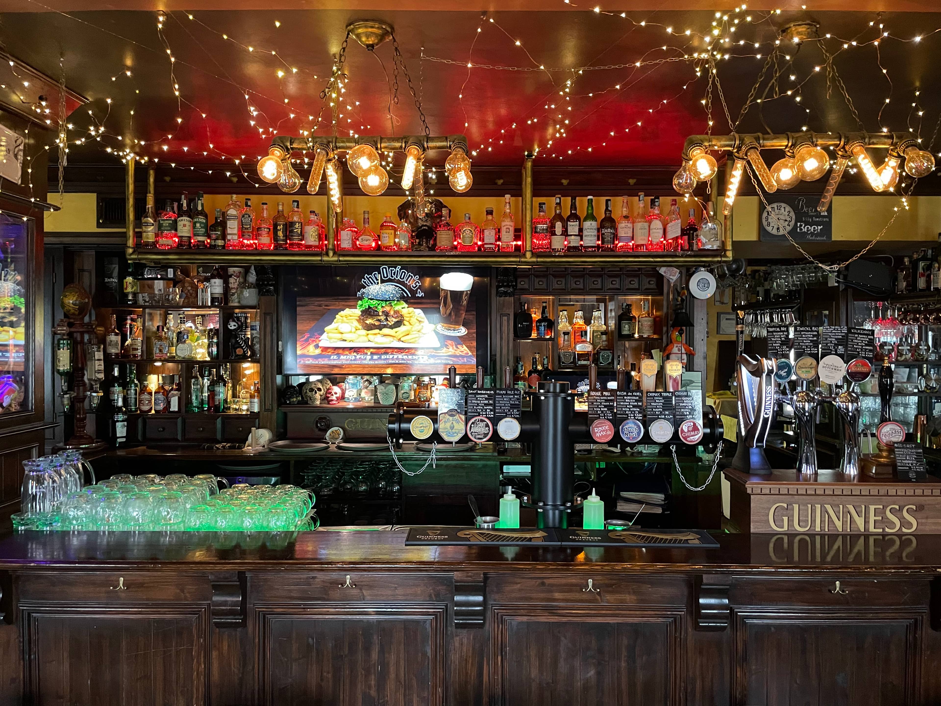 Immagine di copertina del ristorante The Orion's Pub &amp; Beer BQ