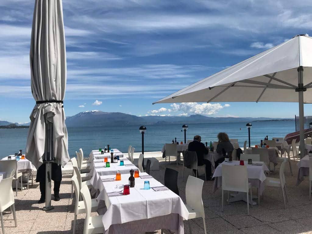 Immagine di copertina del ristorante La Capannina Ristorante Pesce e Pizzeria