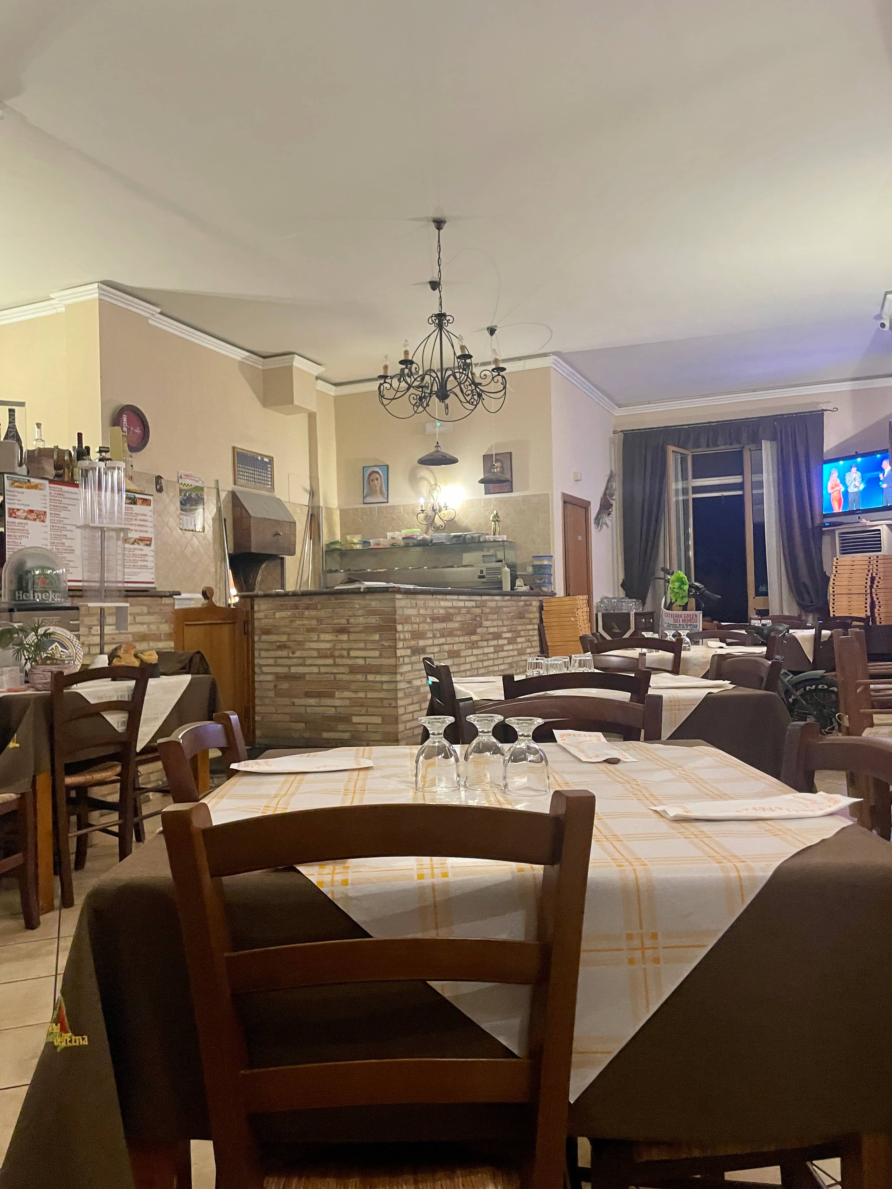 Immagine di copertina del ristorante Ai Piedi Dell'Etna