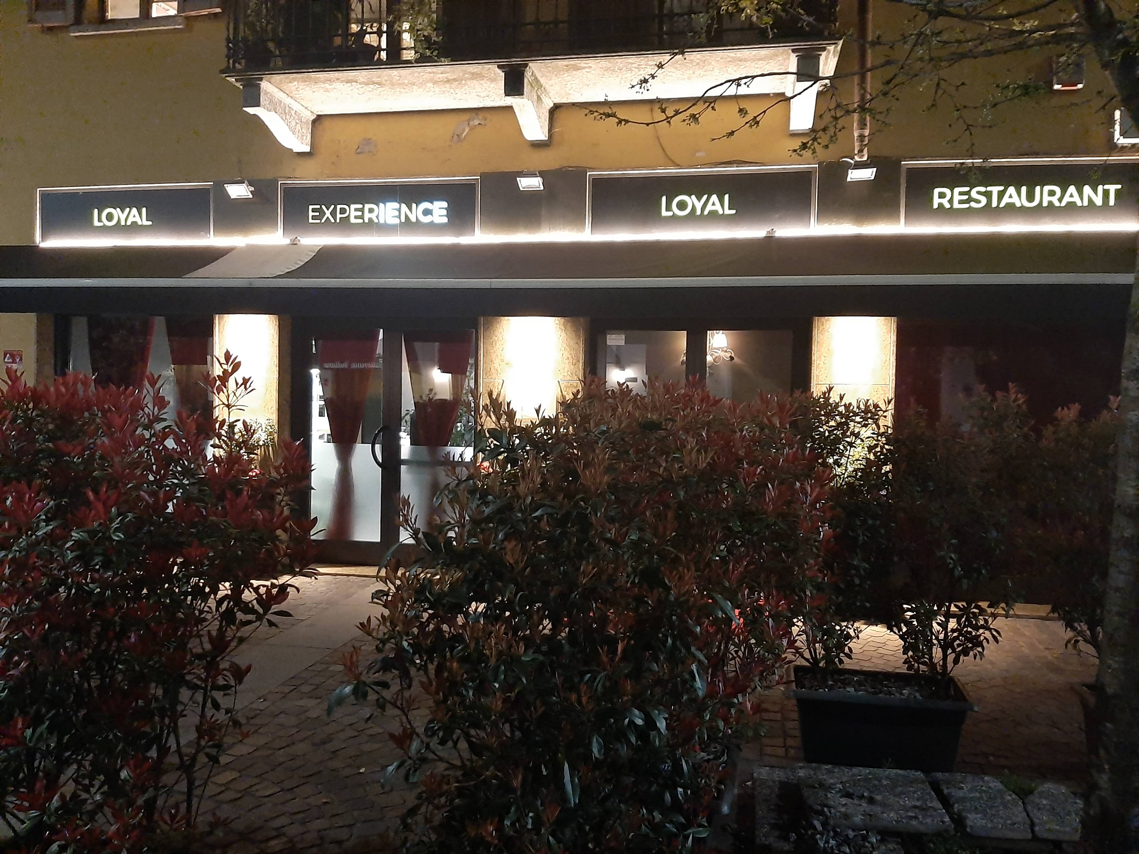 Immagine di copertina del ristorante LOYAL Restaurant