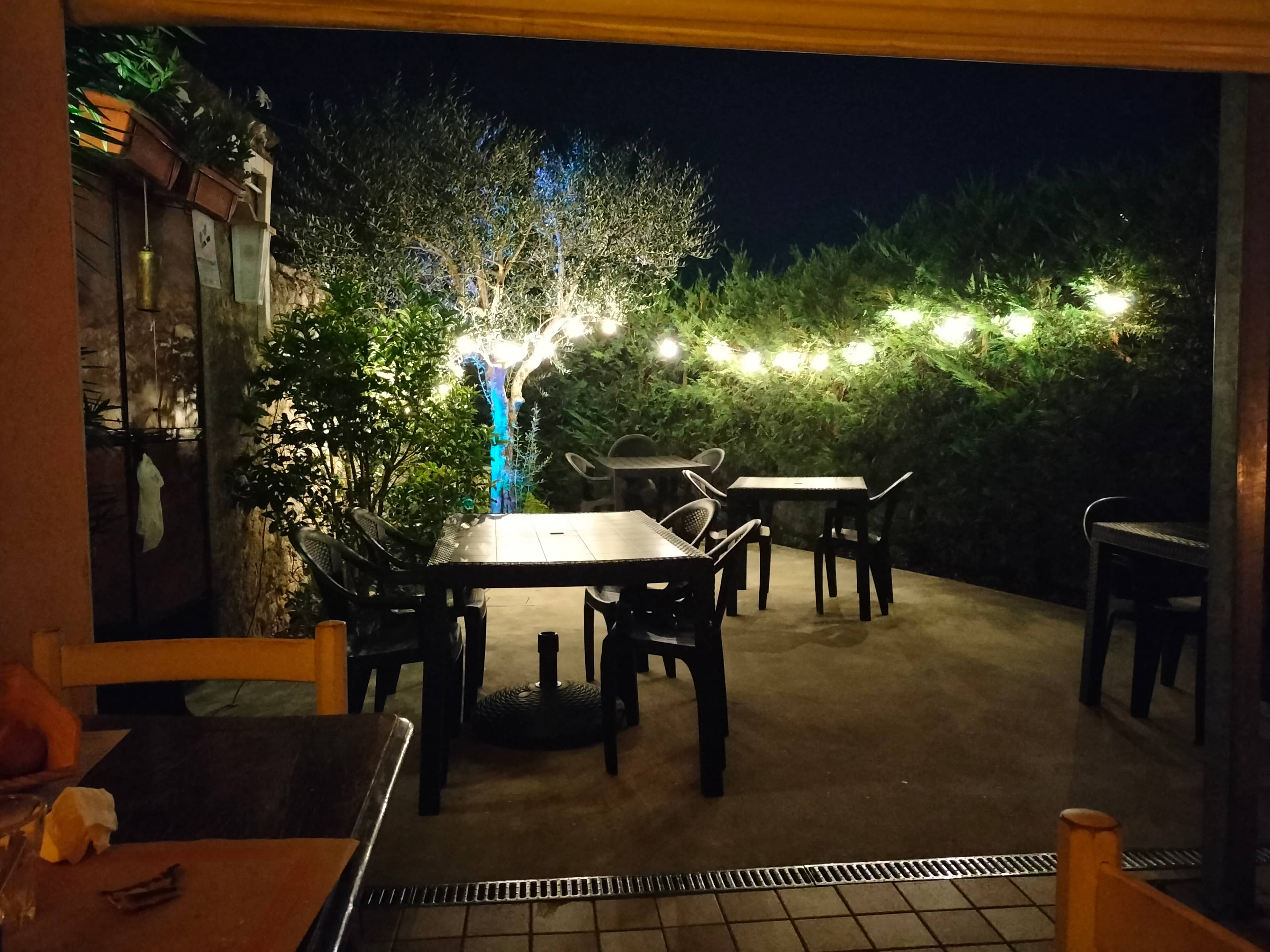 Immagine di copertina del ristorante Osteria Na scarpa e un Folpo