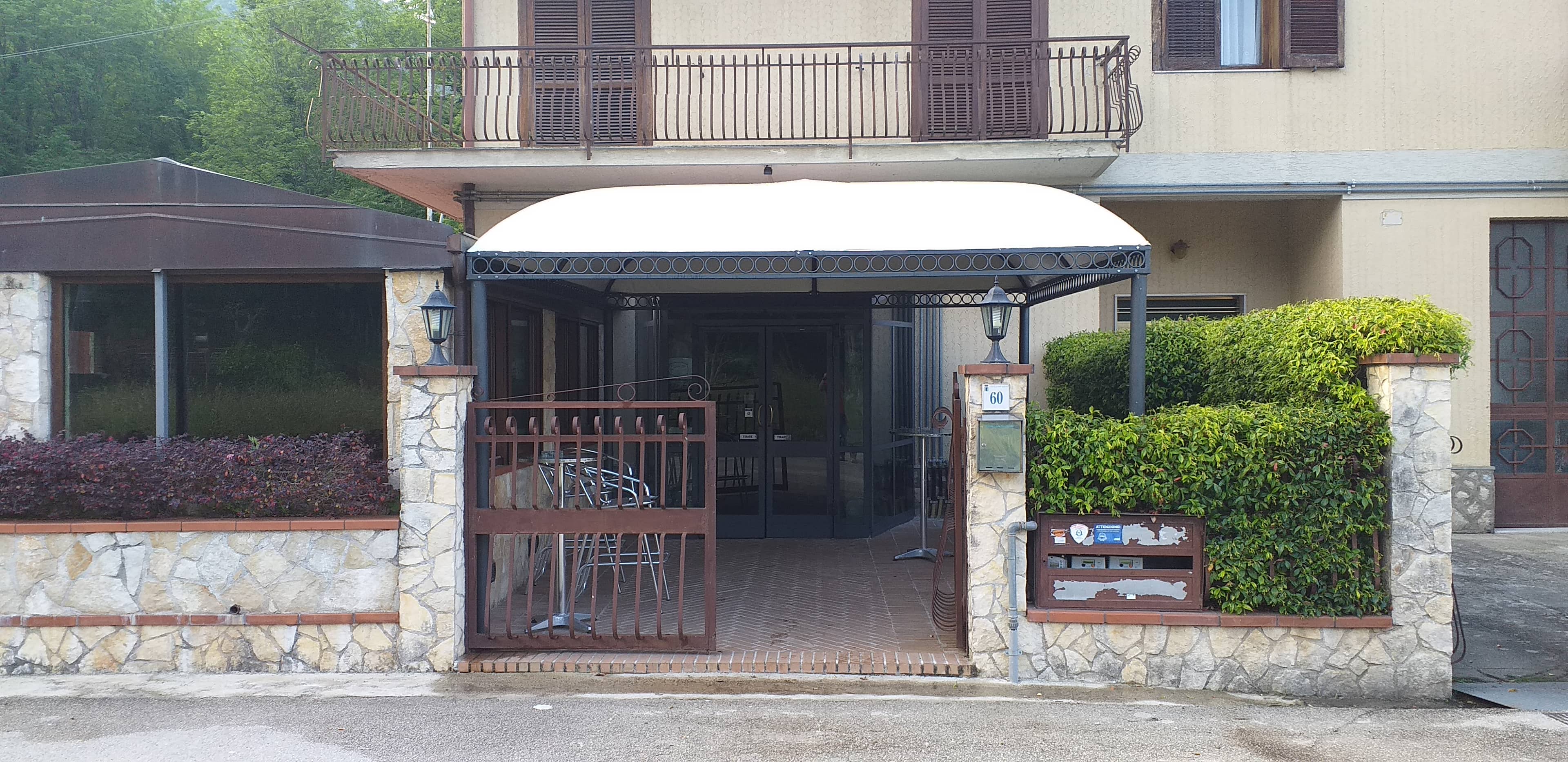 Immagine di copertina del ristorante Pizzeria Bandana s.a.s Di Miele Francesco &amp; c.