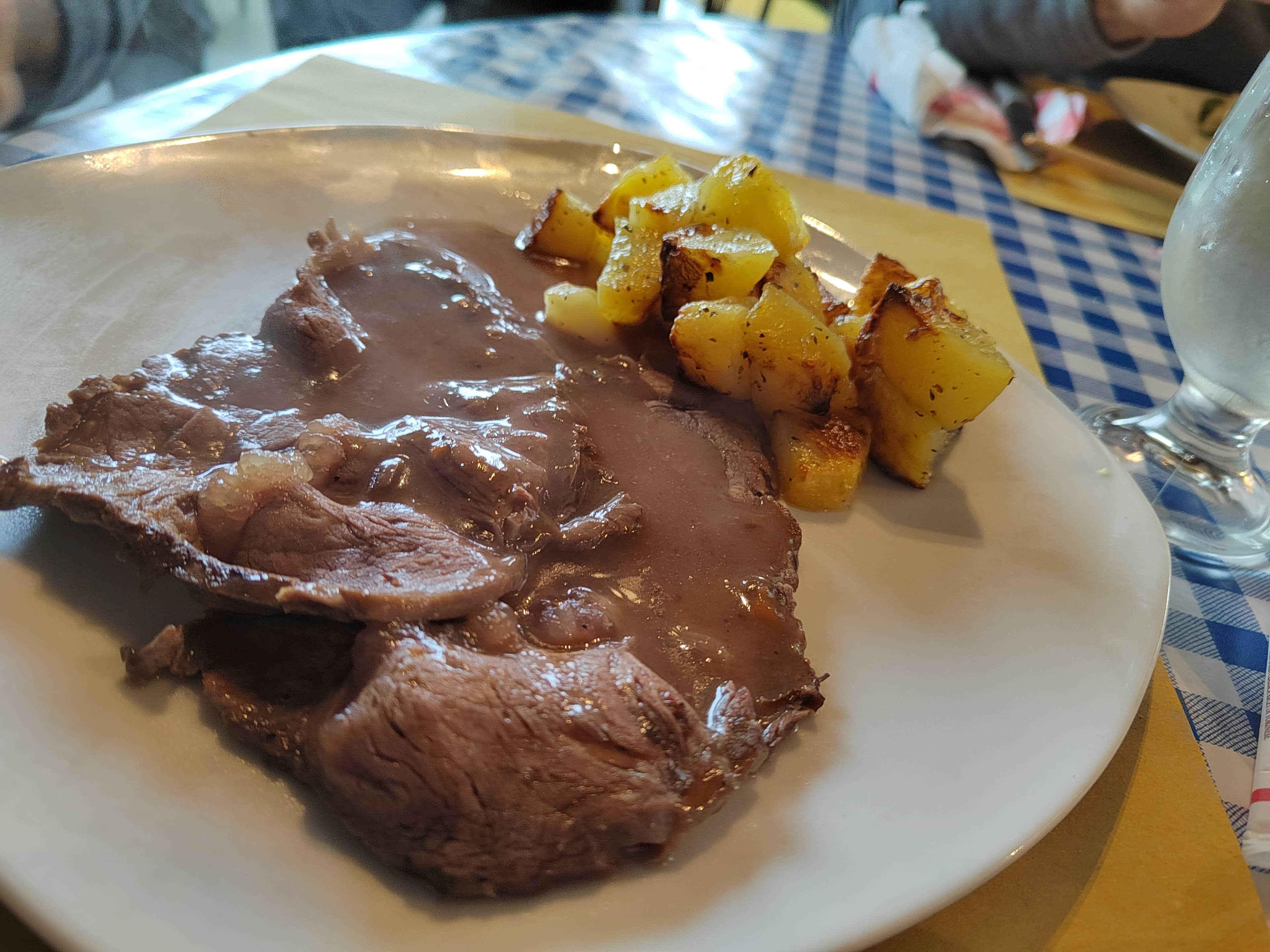 Immagine di copertina del ristorante Campo Sportivo A.S.D. VALFENERA Bar/Ristoro