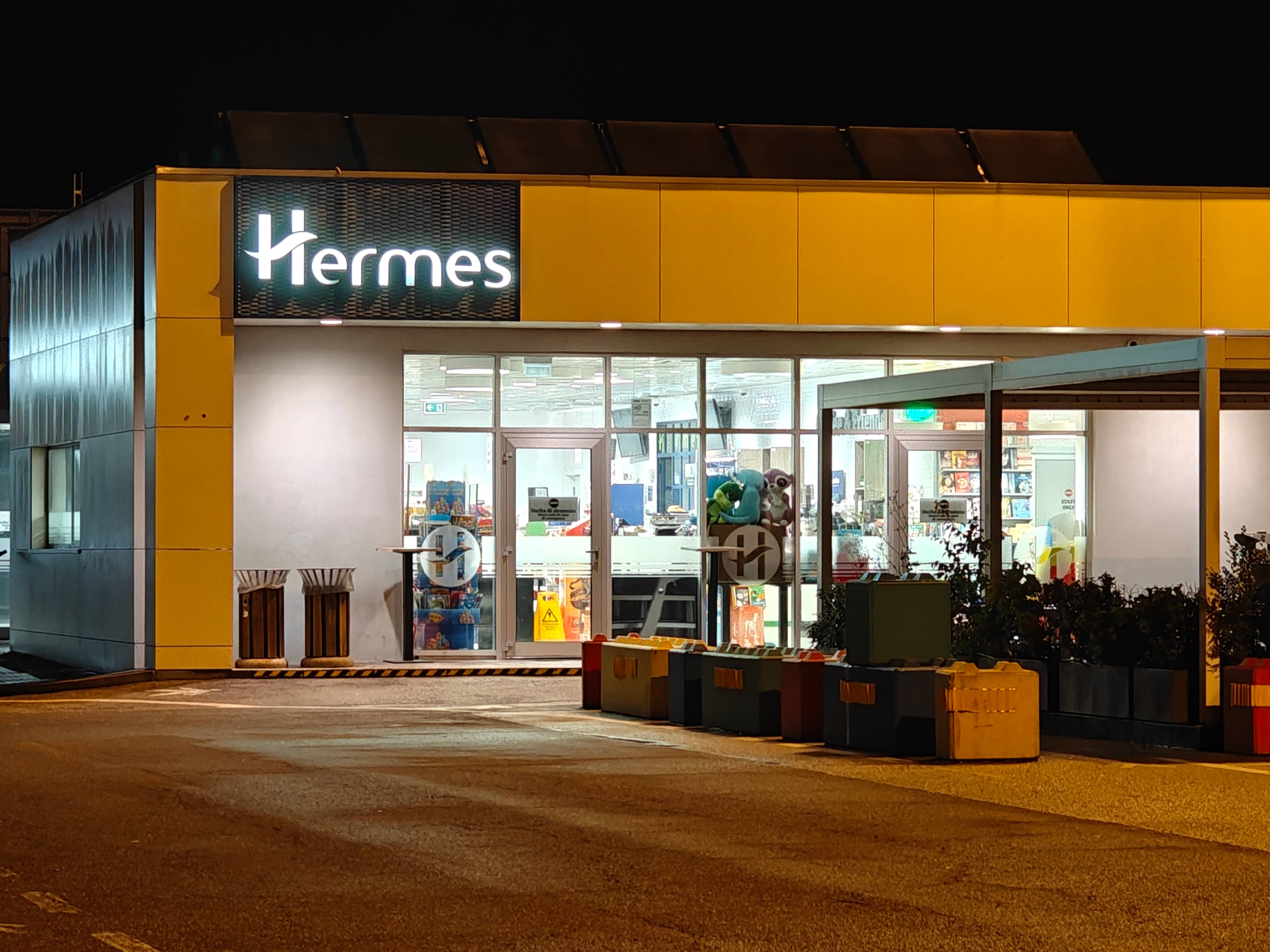 Immagine di copertina del ristorante Hermes ADS Nogaredo Est