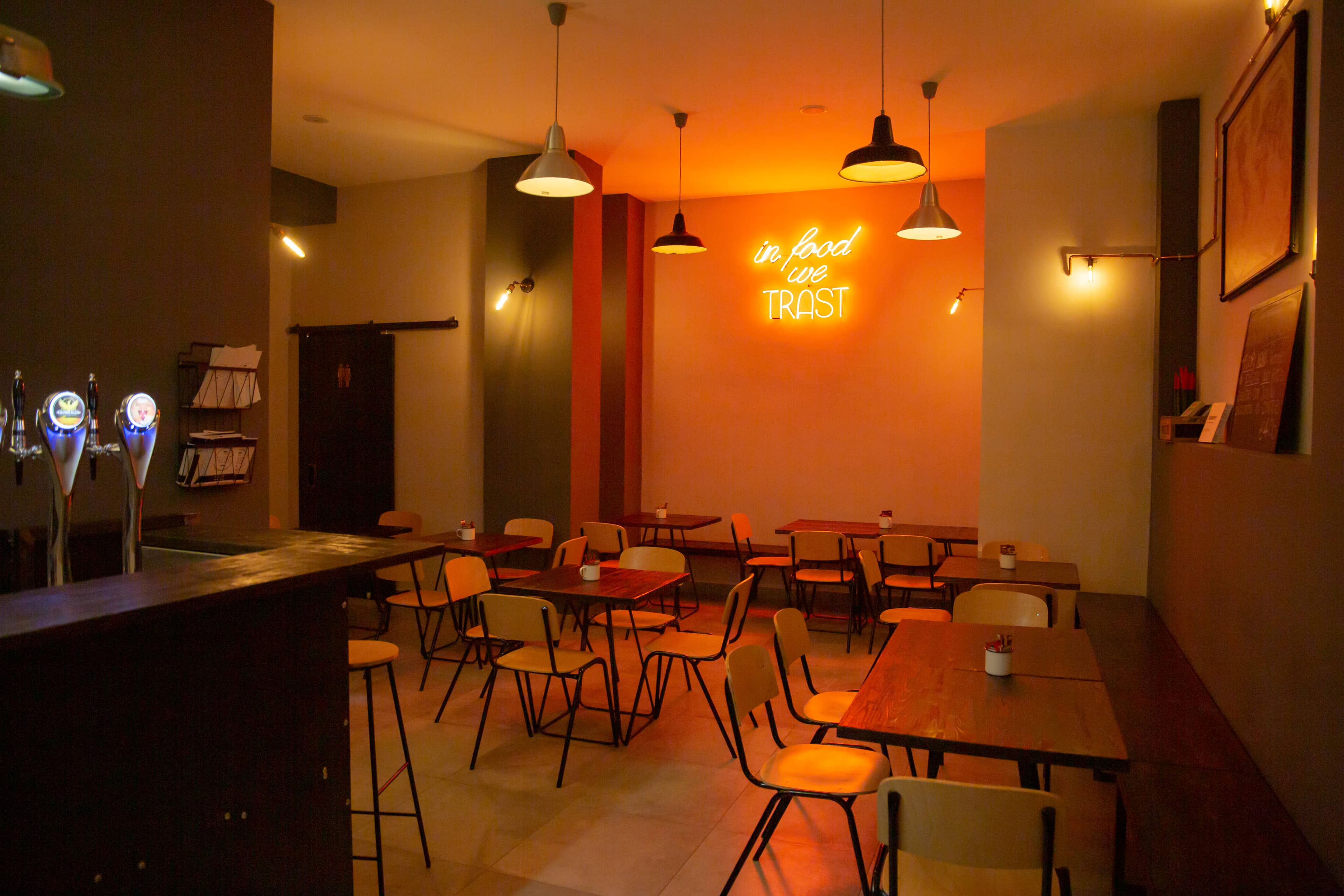 Immagine di copertina del ristorante Trast - Pub