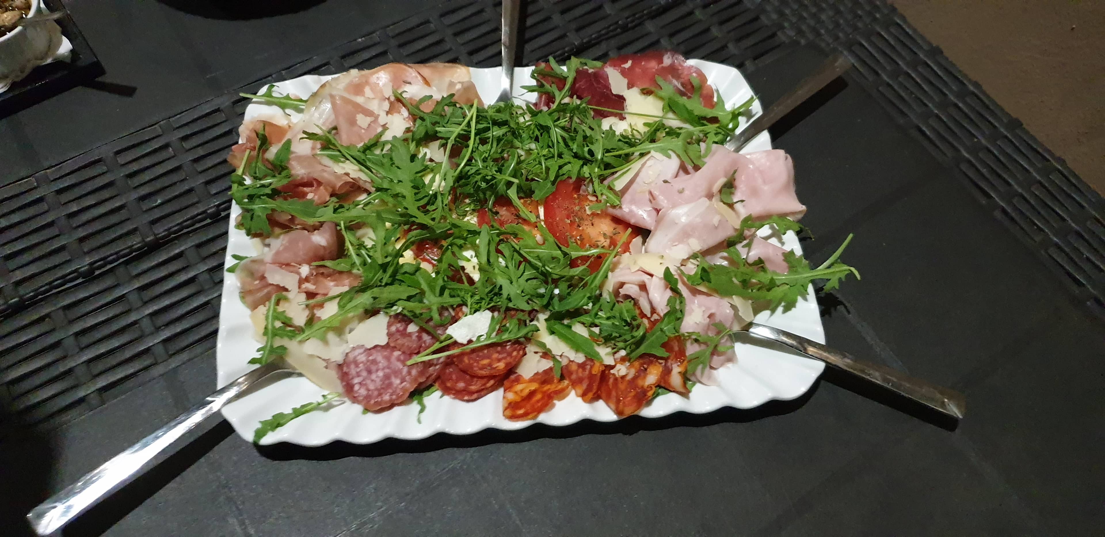 Immagine di copertina del ristorante Pizzeria Saloon Di Moerenhout Isabelle