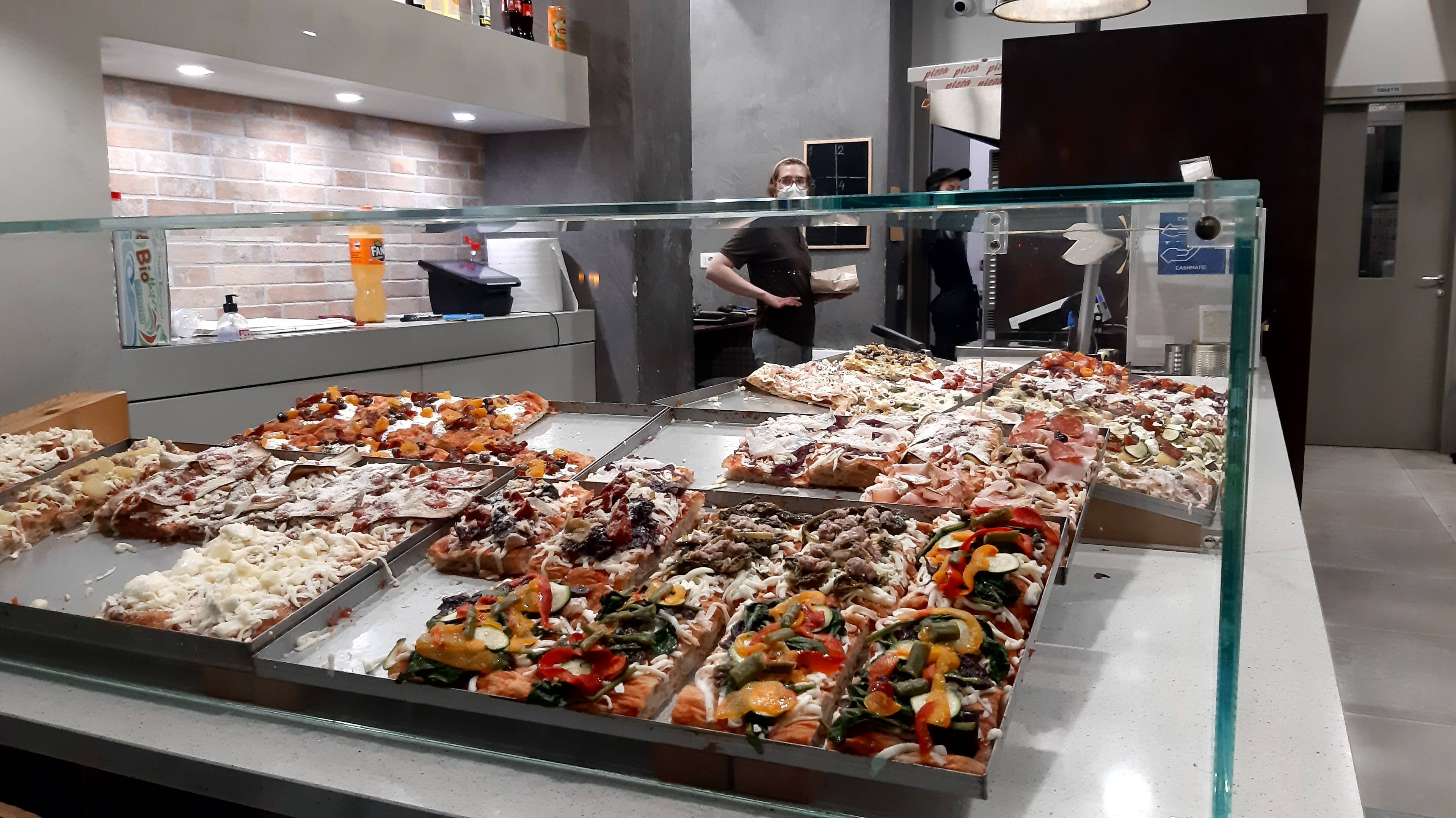 Immagine di copertina del ristorante La Sfarinata - Pizza al Taglio di Borgo Venezia
