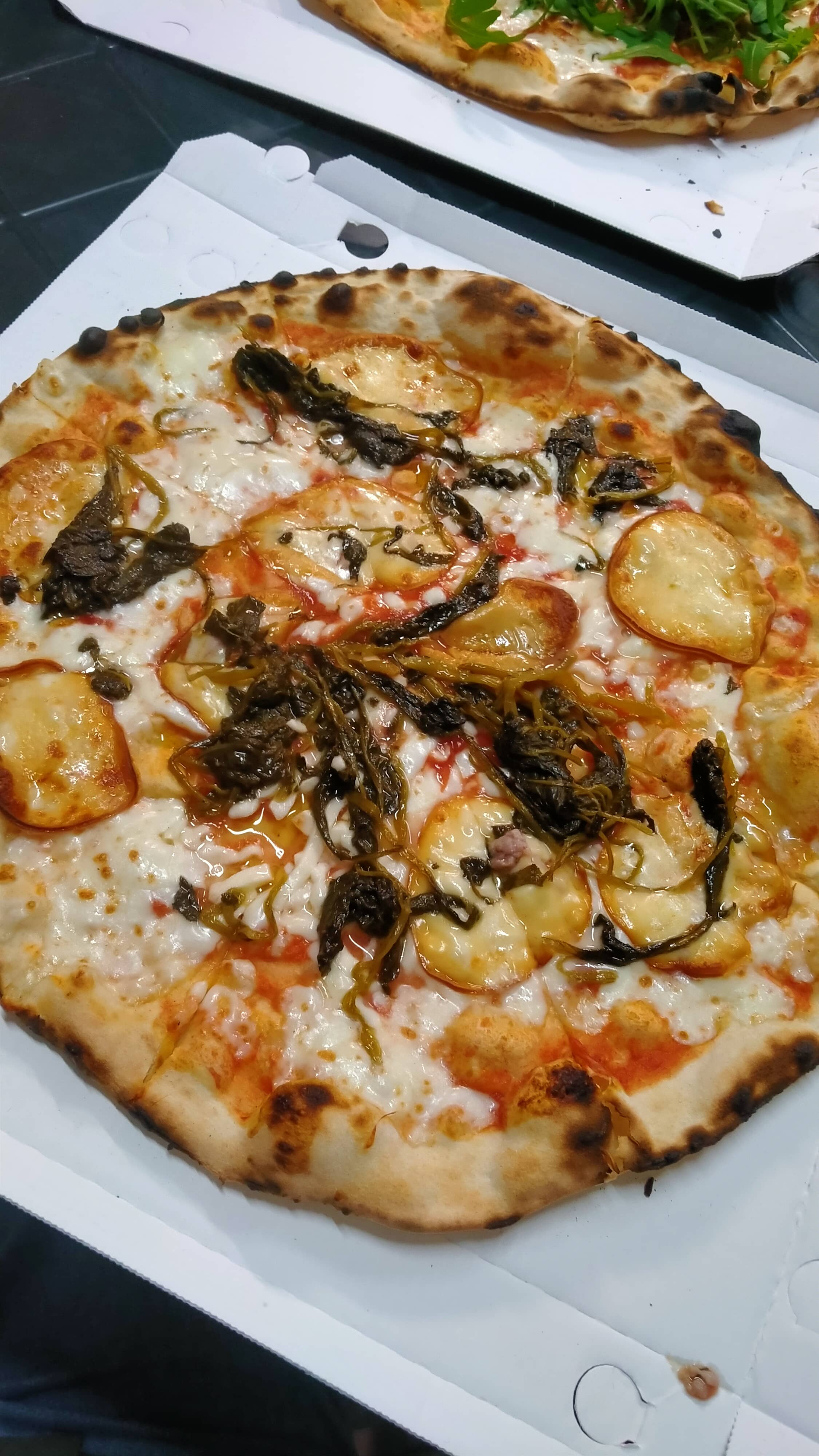 Immagine di copertina del ristorante Pizzeria Hollywood Di Cassanelli Rossella