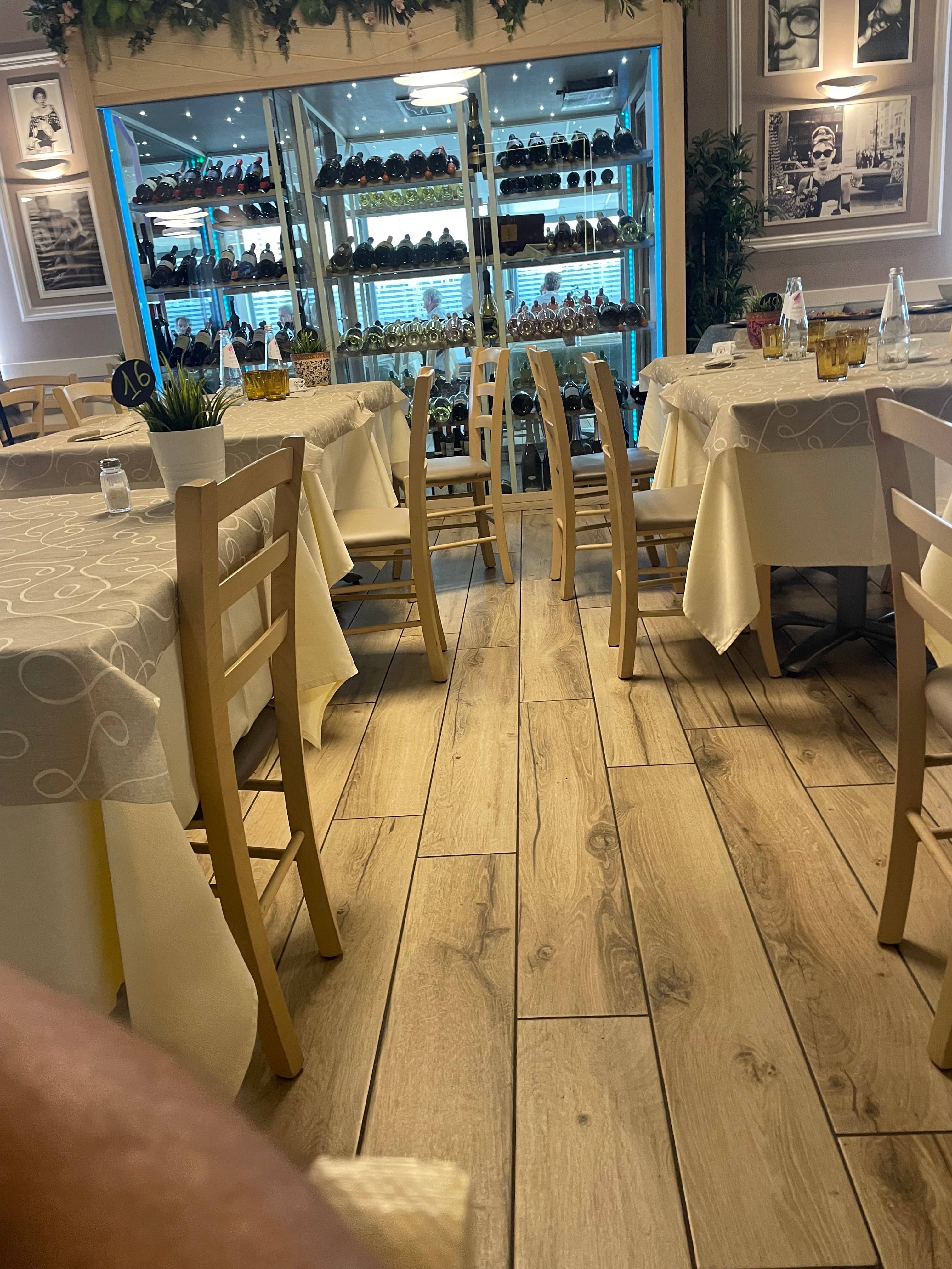 Immagine di copertina del ristorante MEZZO Ristorante, Pizzeria, Bar e Tabacchi