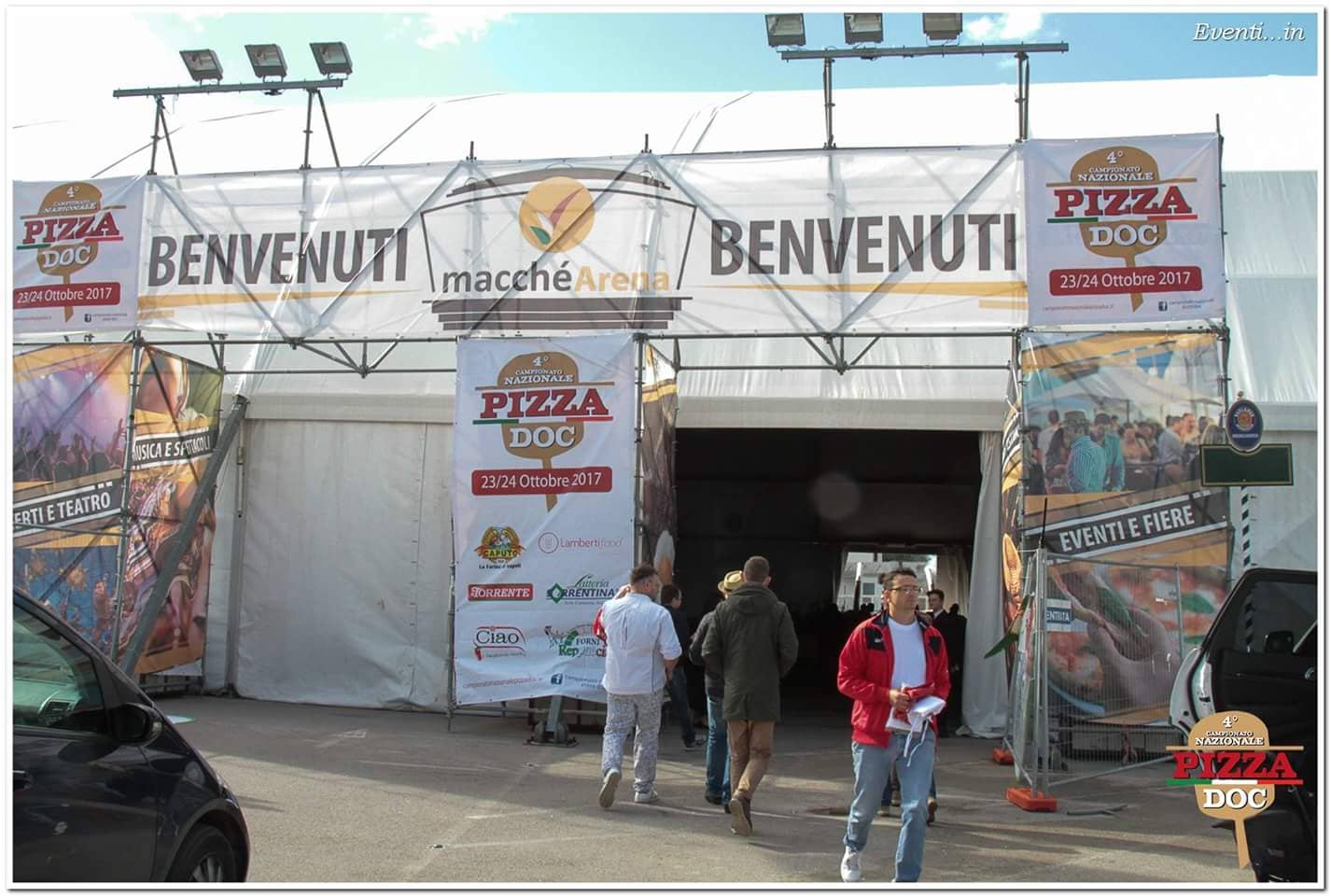 Immagine di copertina del ristorante PIZZERIA PAPILLA Pluricampione del Mondo