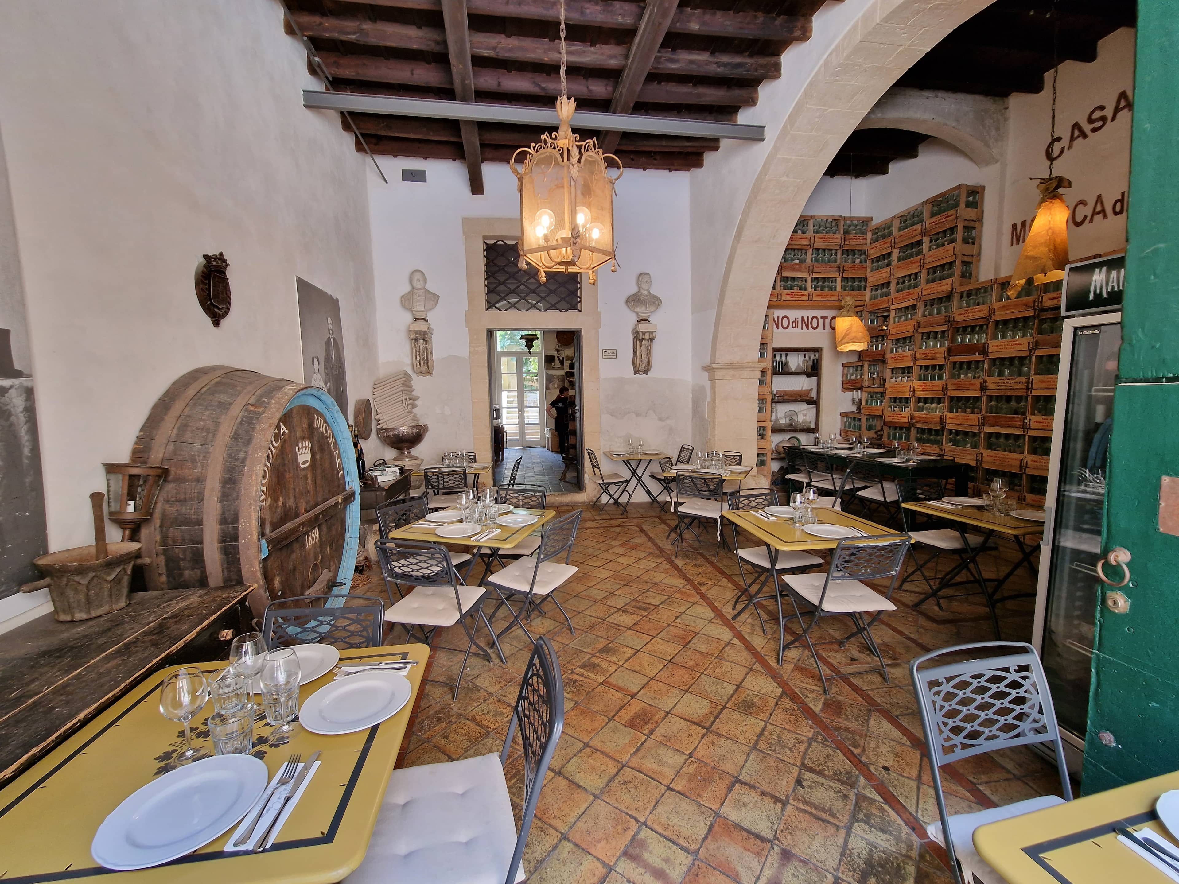 Immagine di copertina del ristorante Modica di San Giovanni - Cantina con uso di Cucina