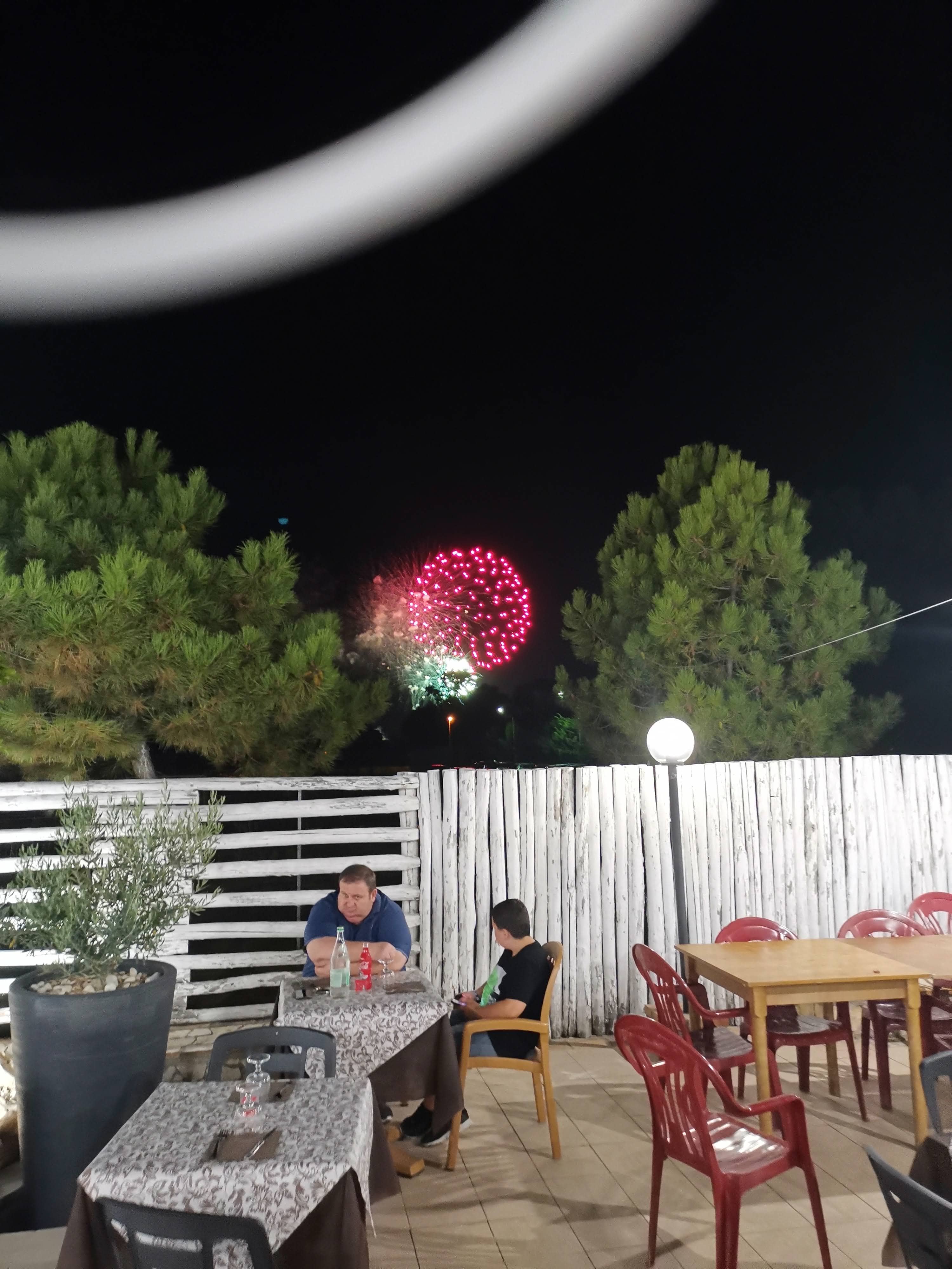 Immagine di copertina del ristorante Ristorante-Pizzeria Fuori Onda